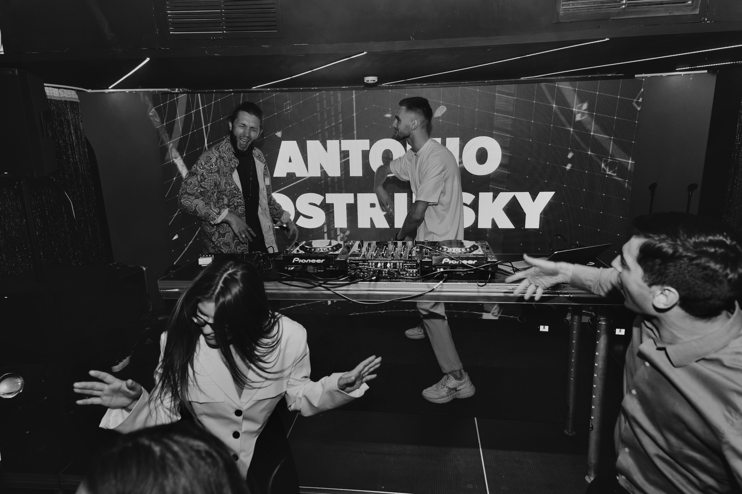 EVENT PARTY. Репортажный и свадебный фотограф в Минске Шамко Анатолий