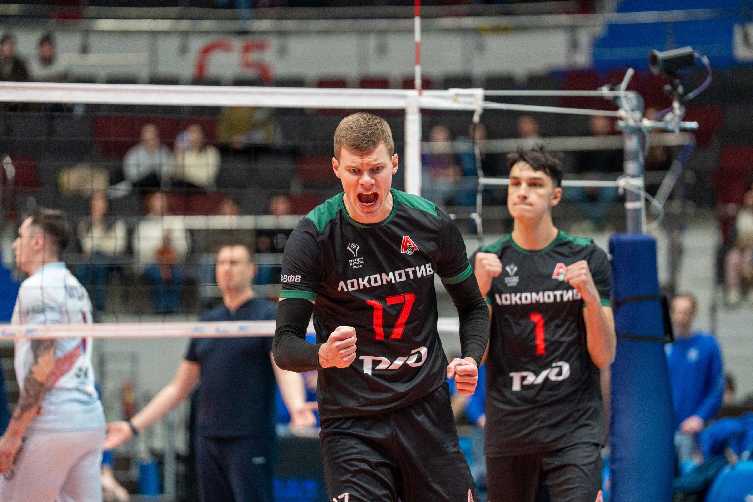 Локомотив — Динамо: фотогалерея полуфинала Суперкубка России 2025 | Антон Гауф. Спортивный фотограф в Санкт-Петербурге | Антон Гауф