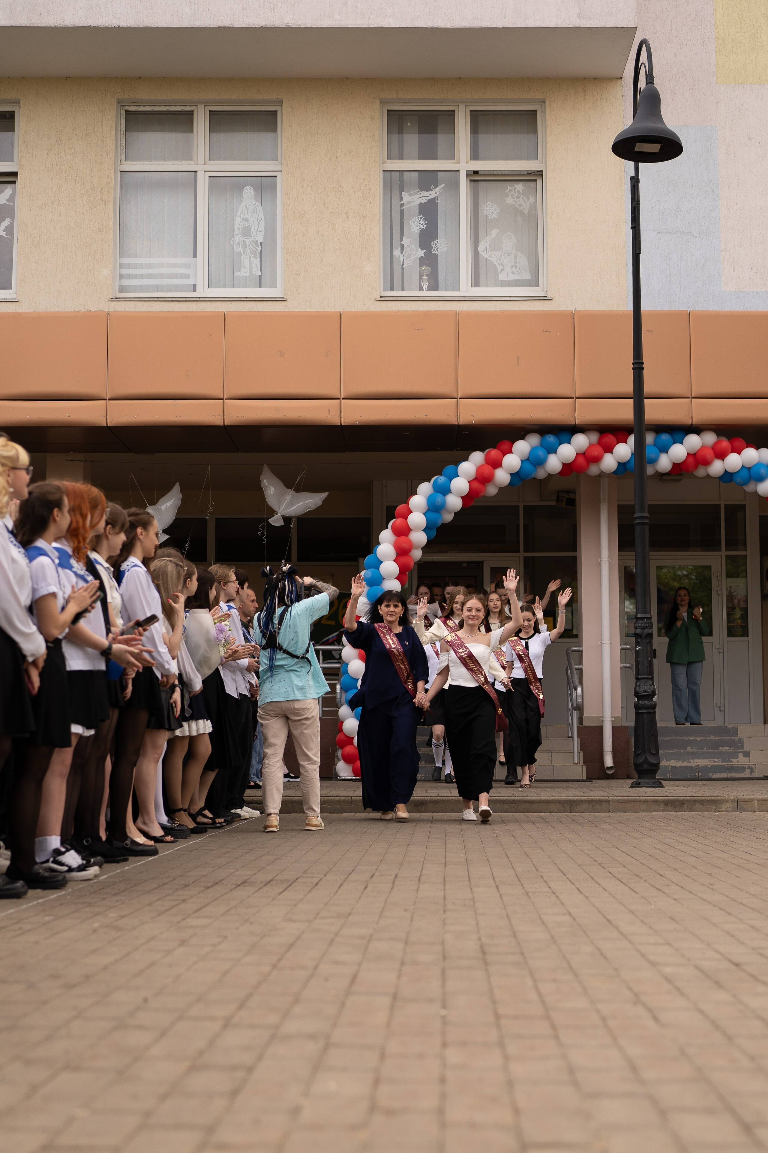 Последний звонок. Детский и семейный фотограф в городе Краснодар Надежда Ермак