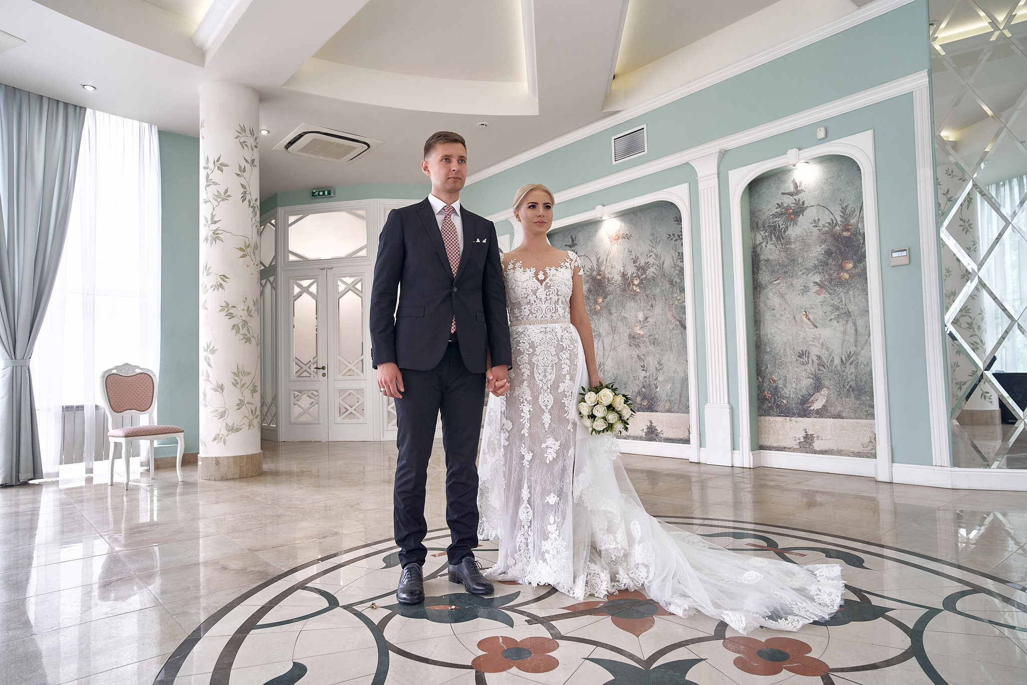 Загс в г. Железнодорожный . Зал регистрации. Свадебный фотограф в Загс в Москве Сергей Гаварос gavaros.ru