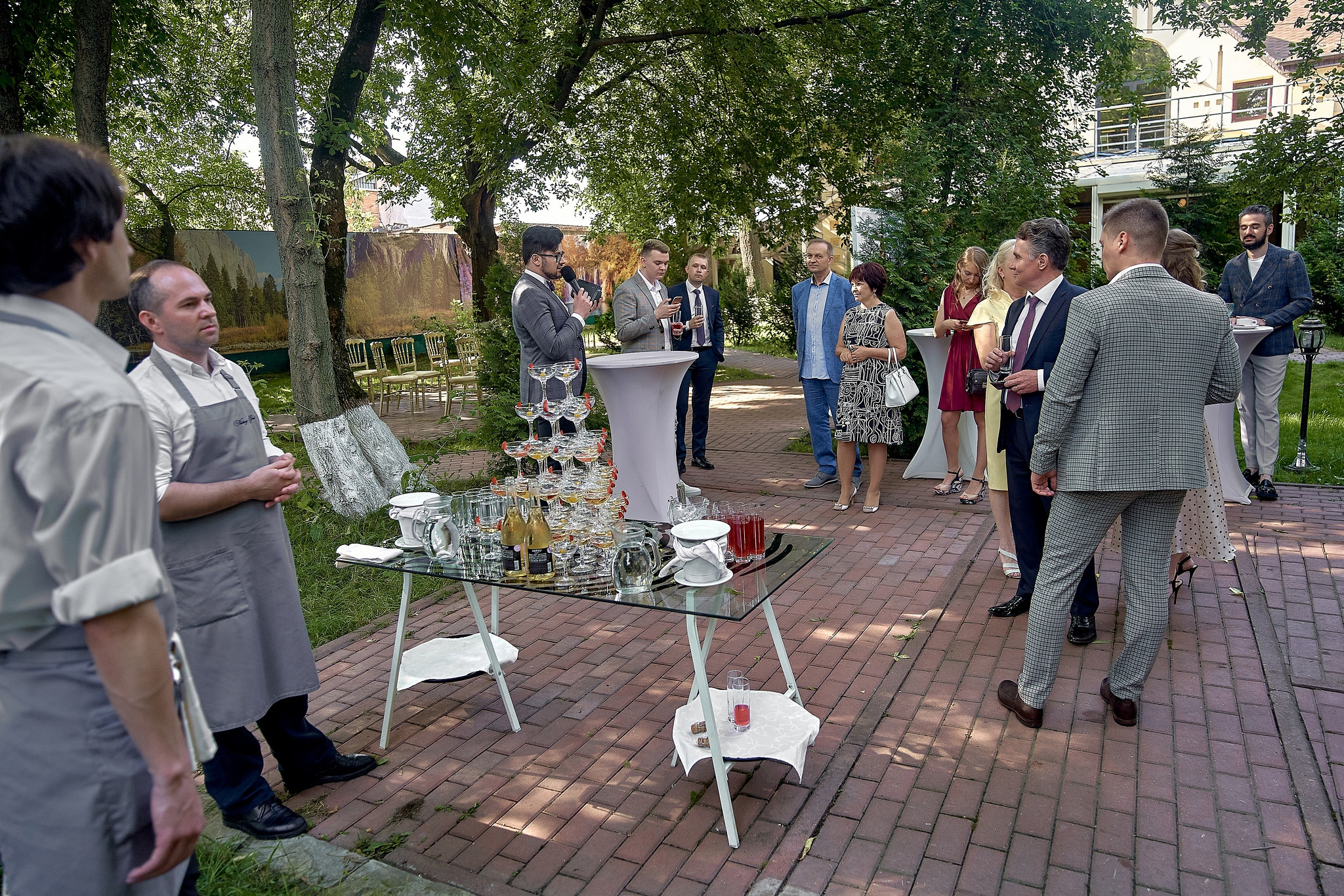 фуршет перед началом банкета. Свадебный фотограф на свадьбу в Москве Сергей Гаварос. gavaros.ru
