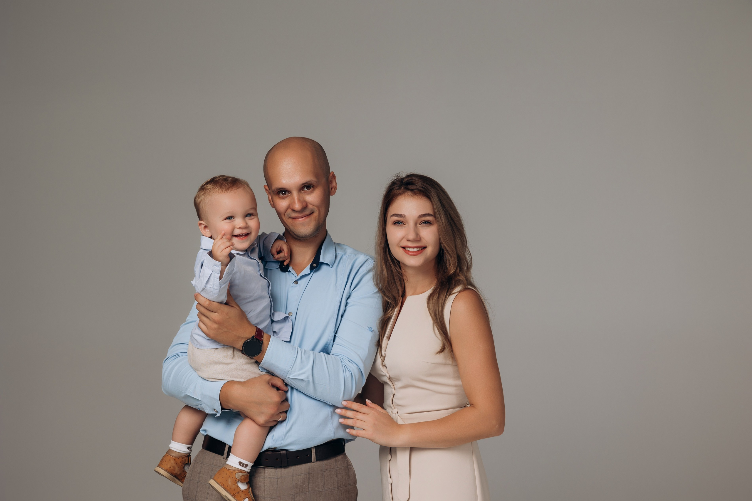 Анастасия и семья. Фотостудия Нюд. Фотограф в Калининграде свадебная фотография, репортажная, фотосессии