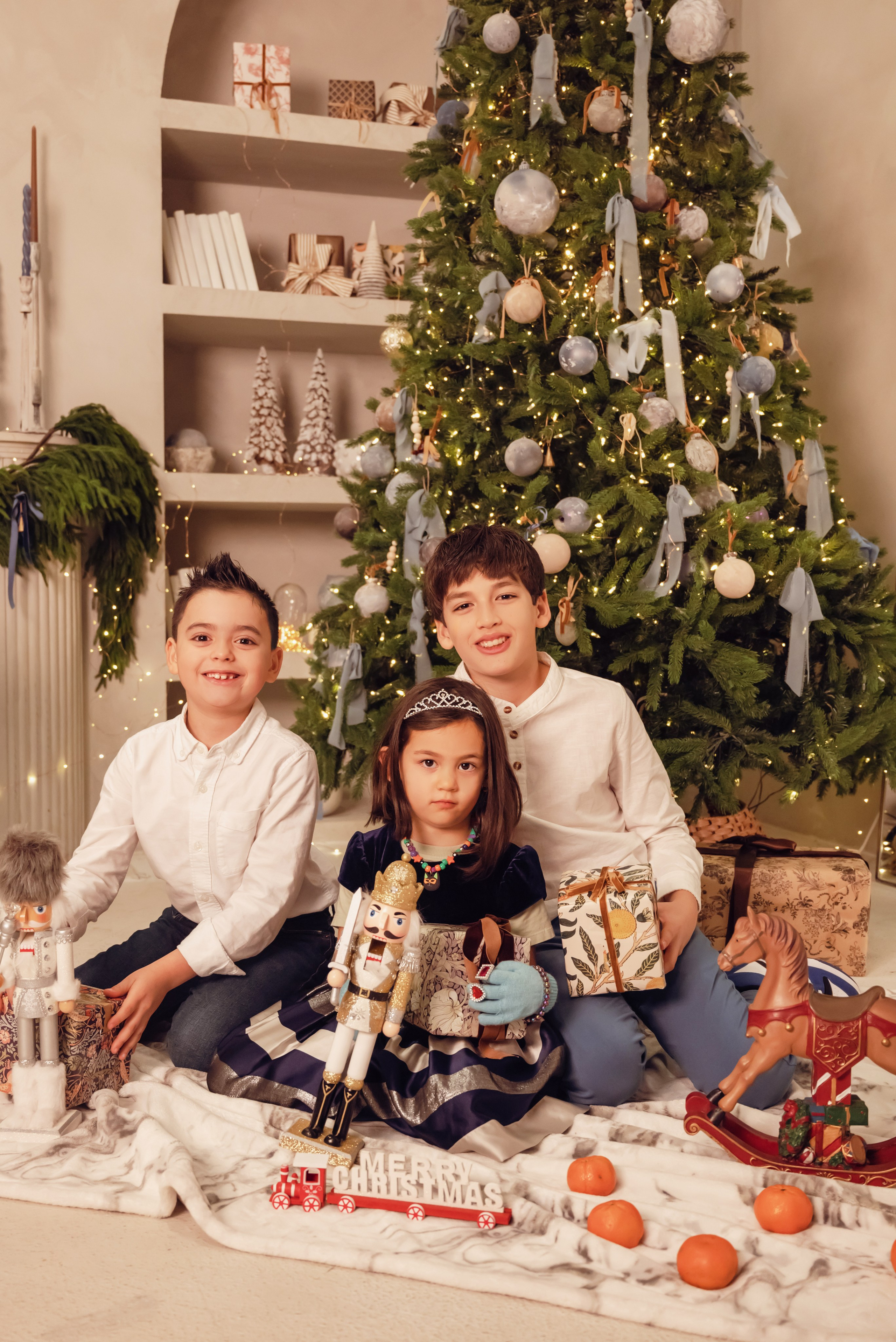 New Year's photo shoot. Family Photographer in Toronto — Natural Family & Lifestyle Photography | Khorosheva Irina