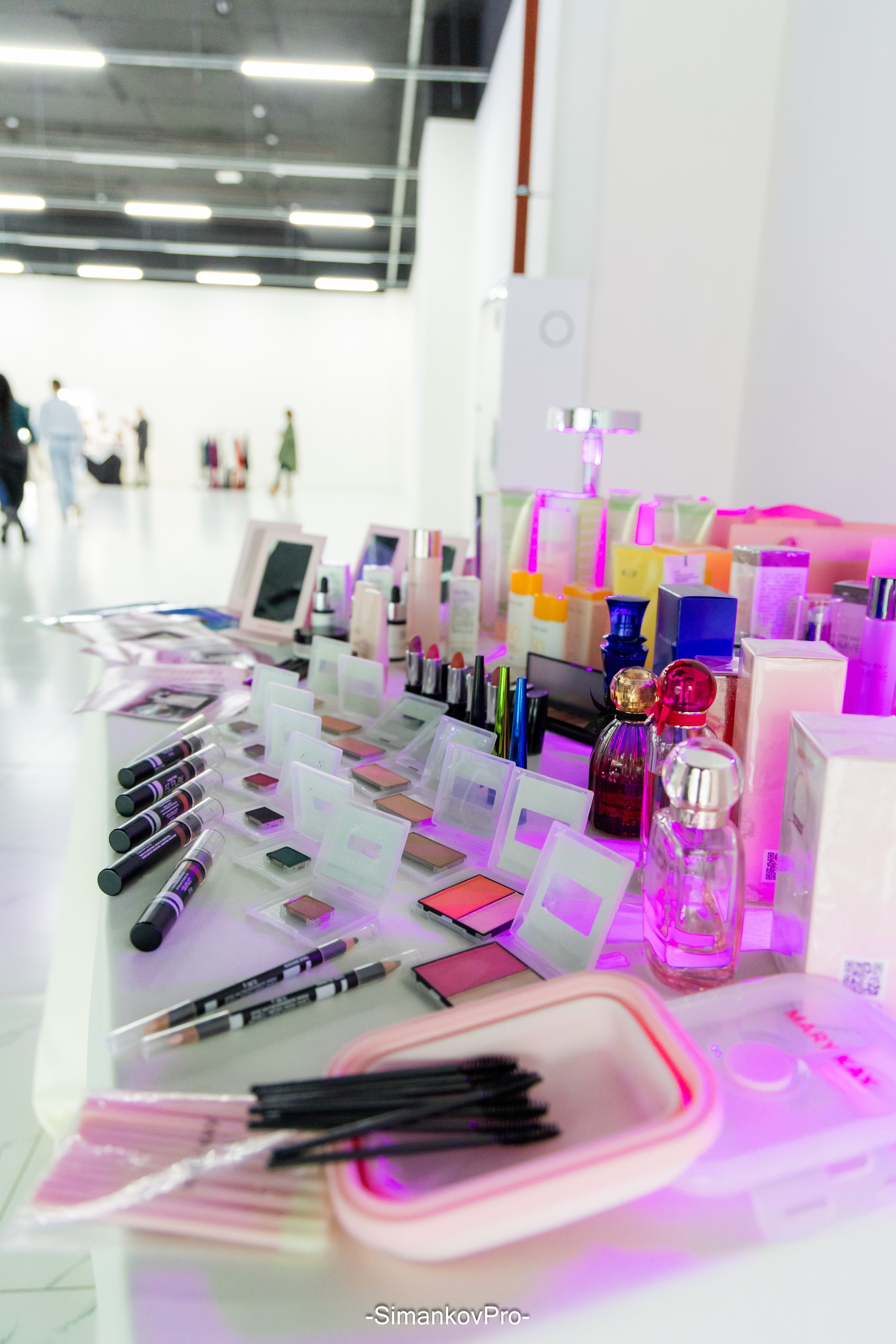 Фэшн-съёмка. Профессиональная коммерческая, промышленная и репортажная фотосъёмка для бизнеса