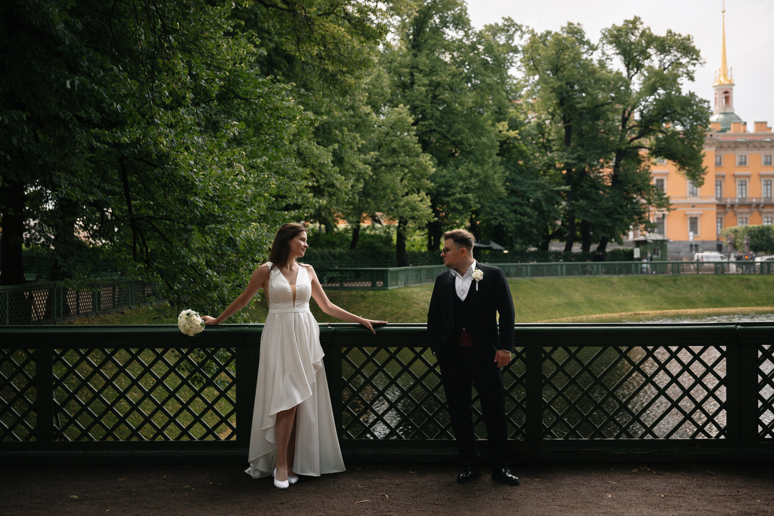 КРОНШТАДТСКИЙ ЗАГС | Август, Летний сад, Исаакий. Свадебный фотограф в Санкт-Петербурге Полина Корзухина
