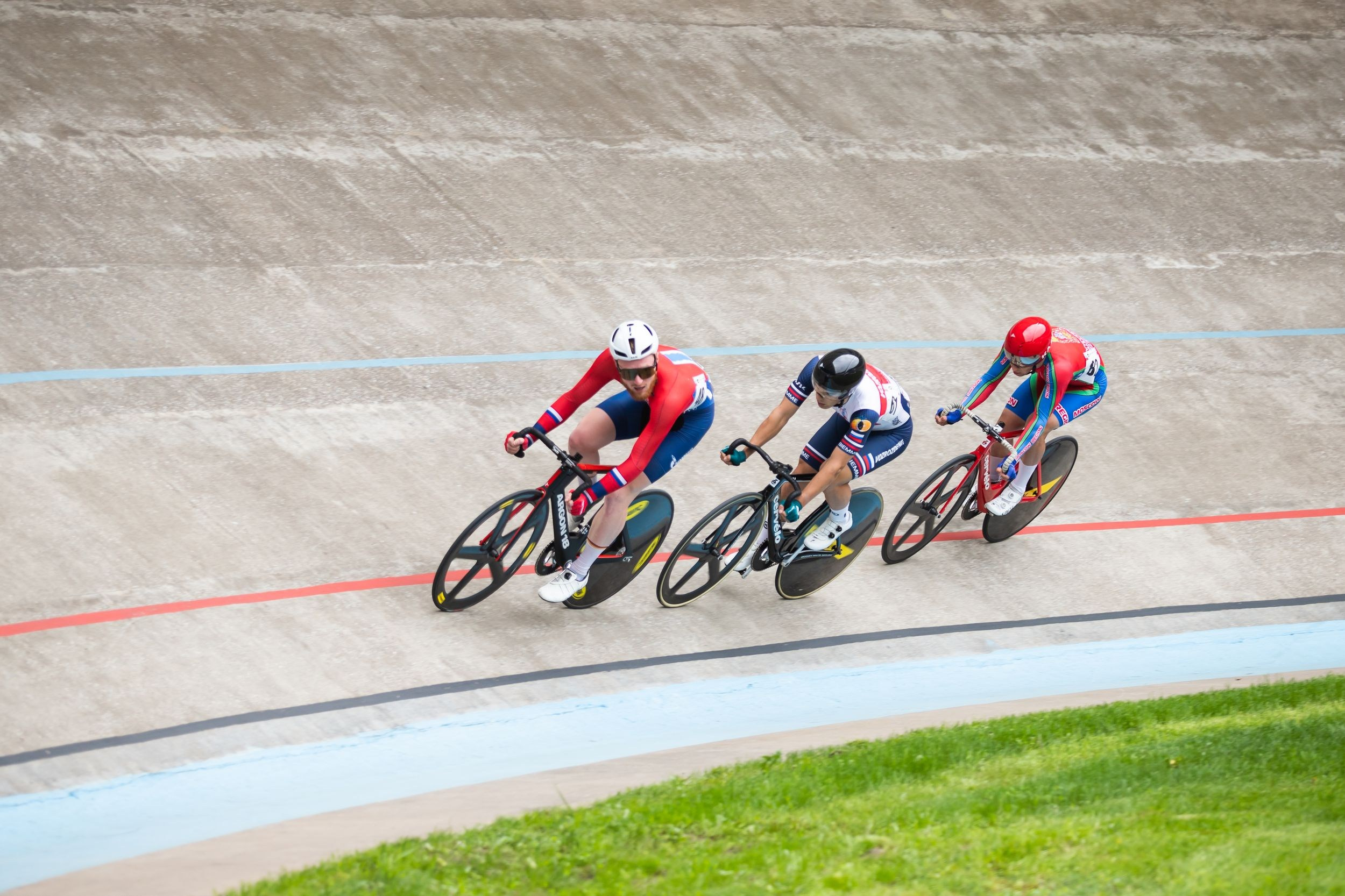Соревнования по велоспорту «Большой приз Тулы» (19 мая 2023). Репортажный фотограф Алексей Пирязев