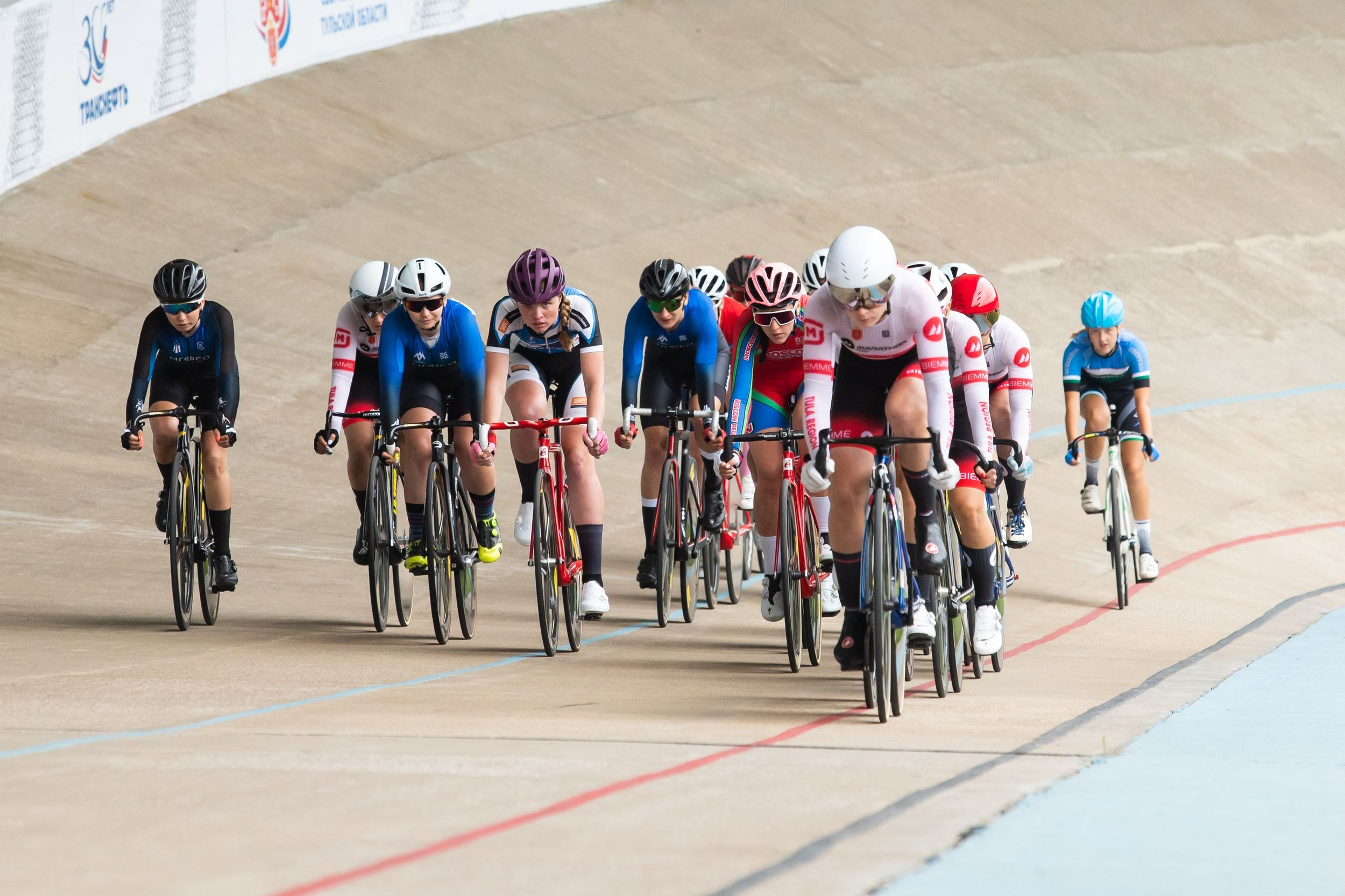 Соревнования по велоспорту «Большой приз Тулы» (19 мая 2023). Репортажный фотограф Алексей Пирязев