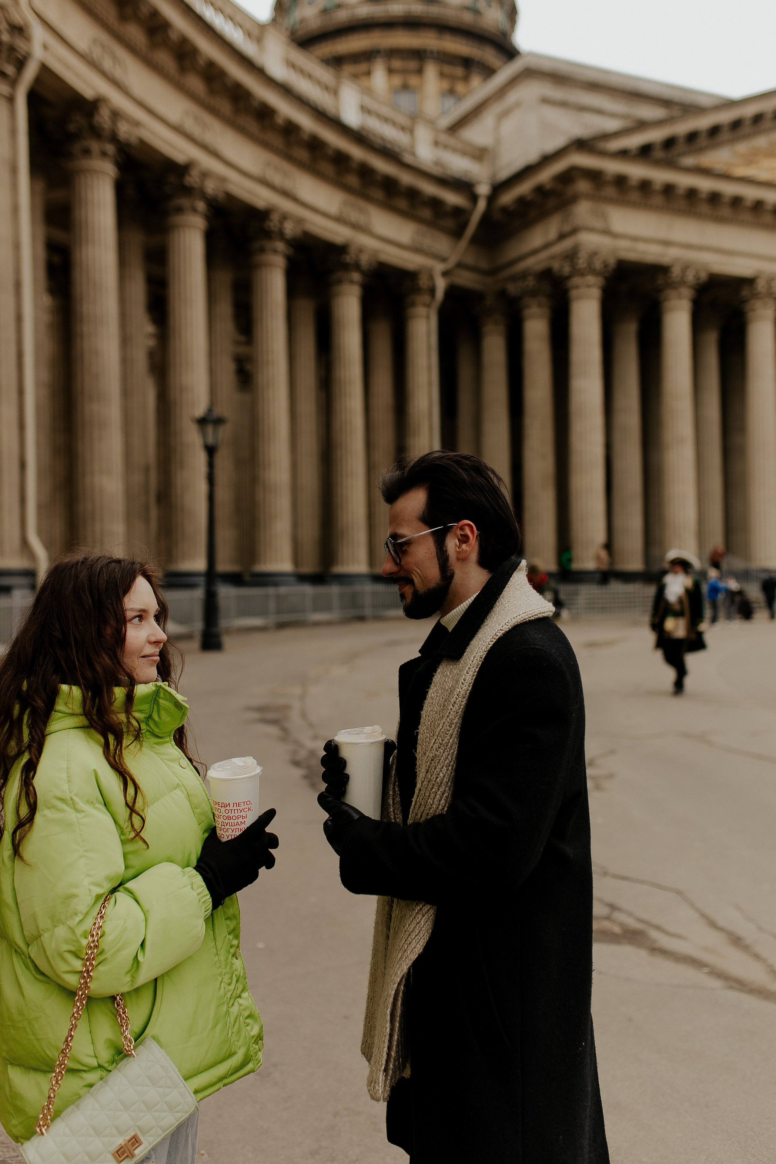 Фотопрогулка по весеннему Петербургу для двоих. Фотограф в Санкт-Петербурге Лиза Семченкова