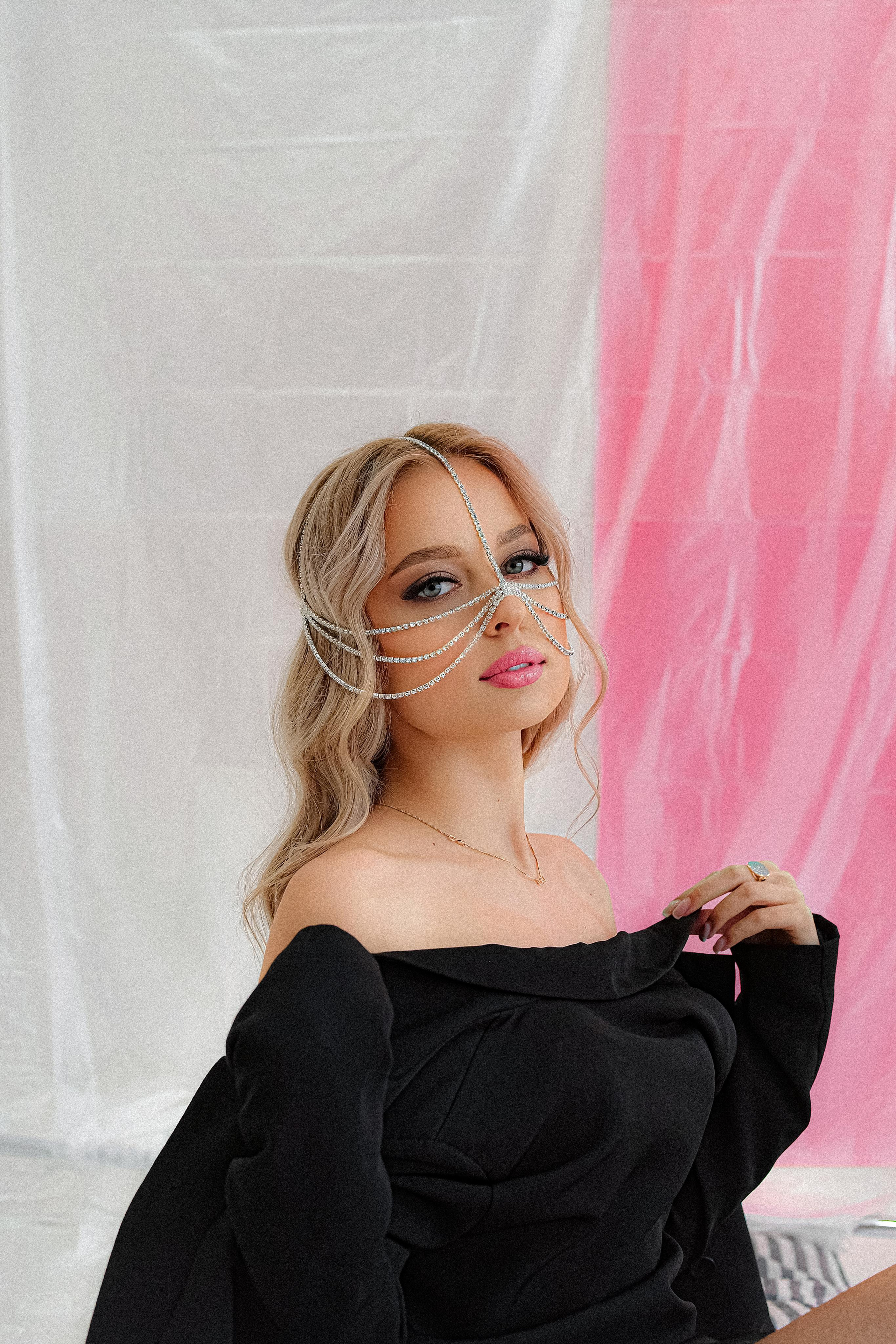 Y A N A. Photokarish