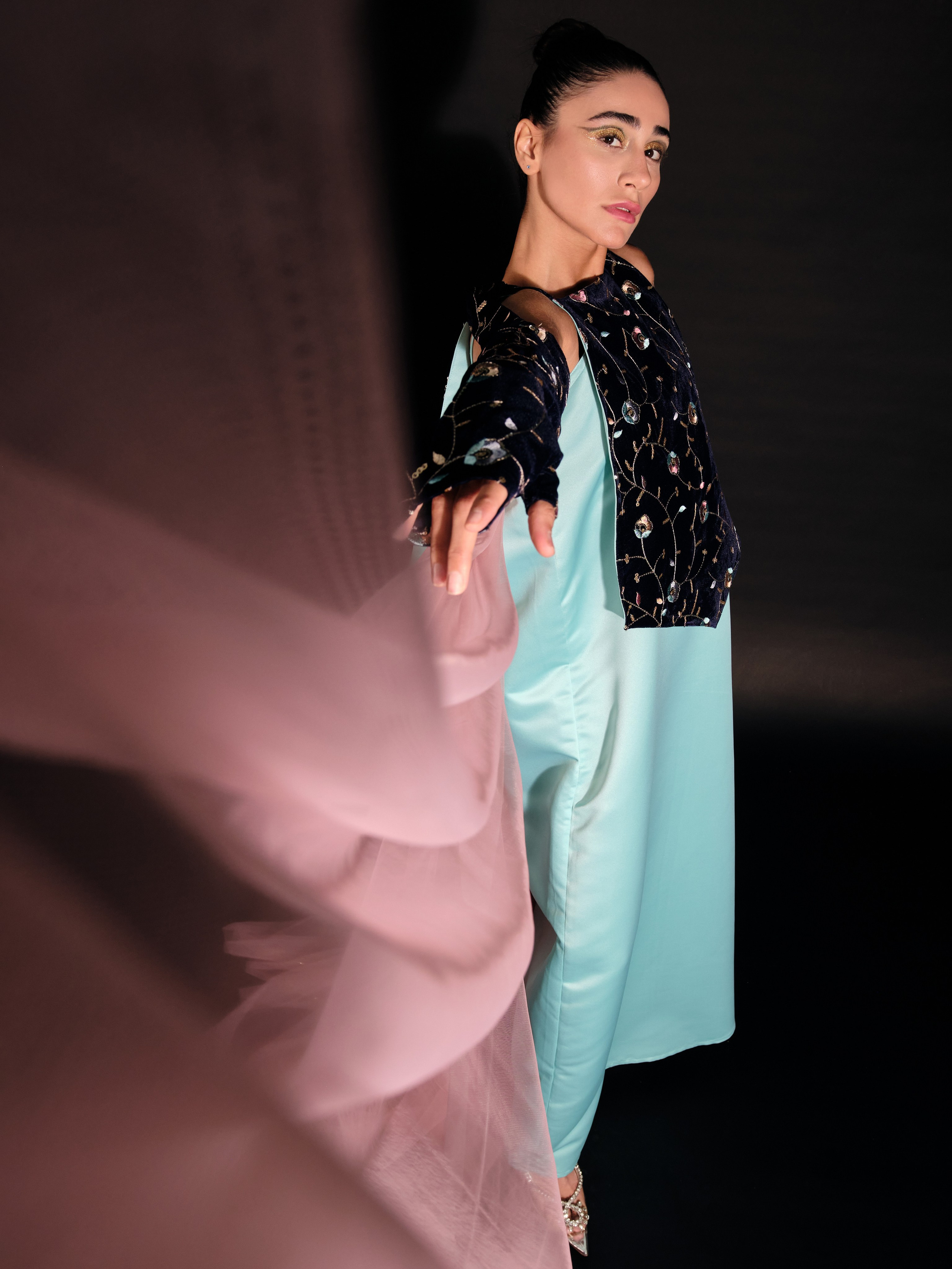 FA by Fatima Alhashimi. Коммерческий, репортажный фотограф в Москве Лейла Мару