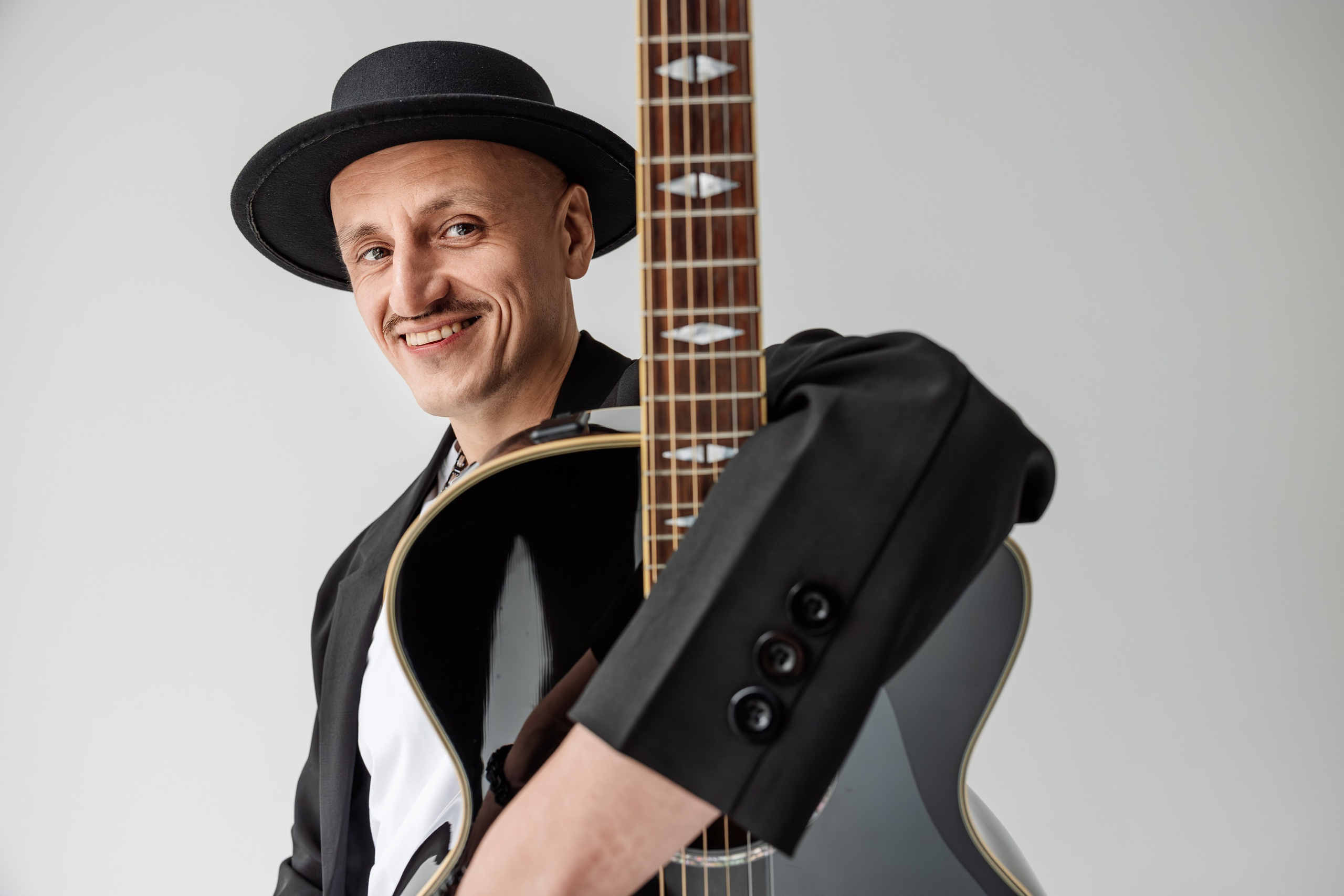 ЦИКЛОРАМА — МУЗЫКАНТЫ — ДИДЖЕИ. Главная