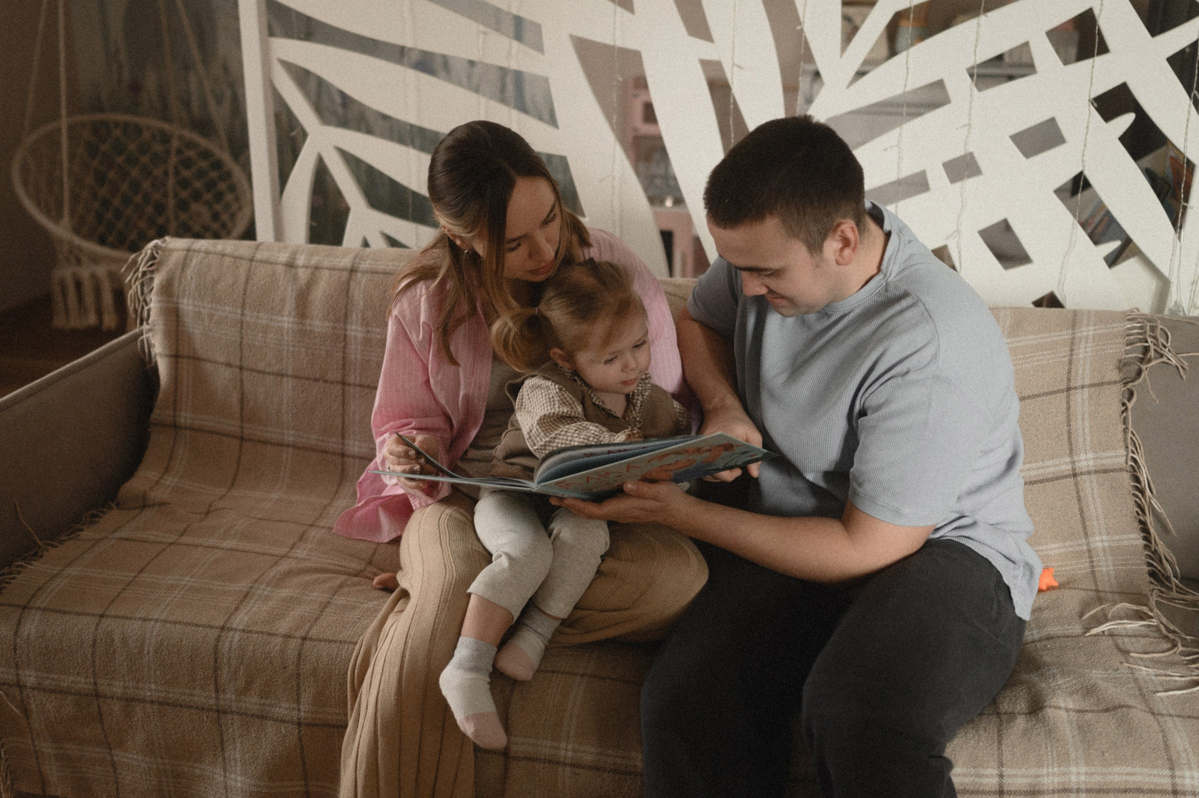 Сергей, Регина и Олива. Свадебный и семейный фотограф в Ростове-на-Дону