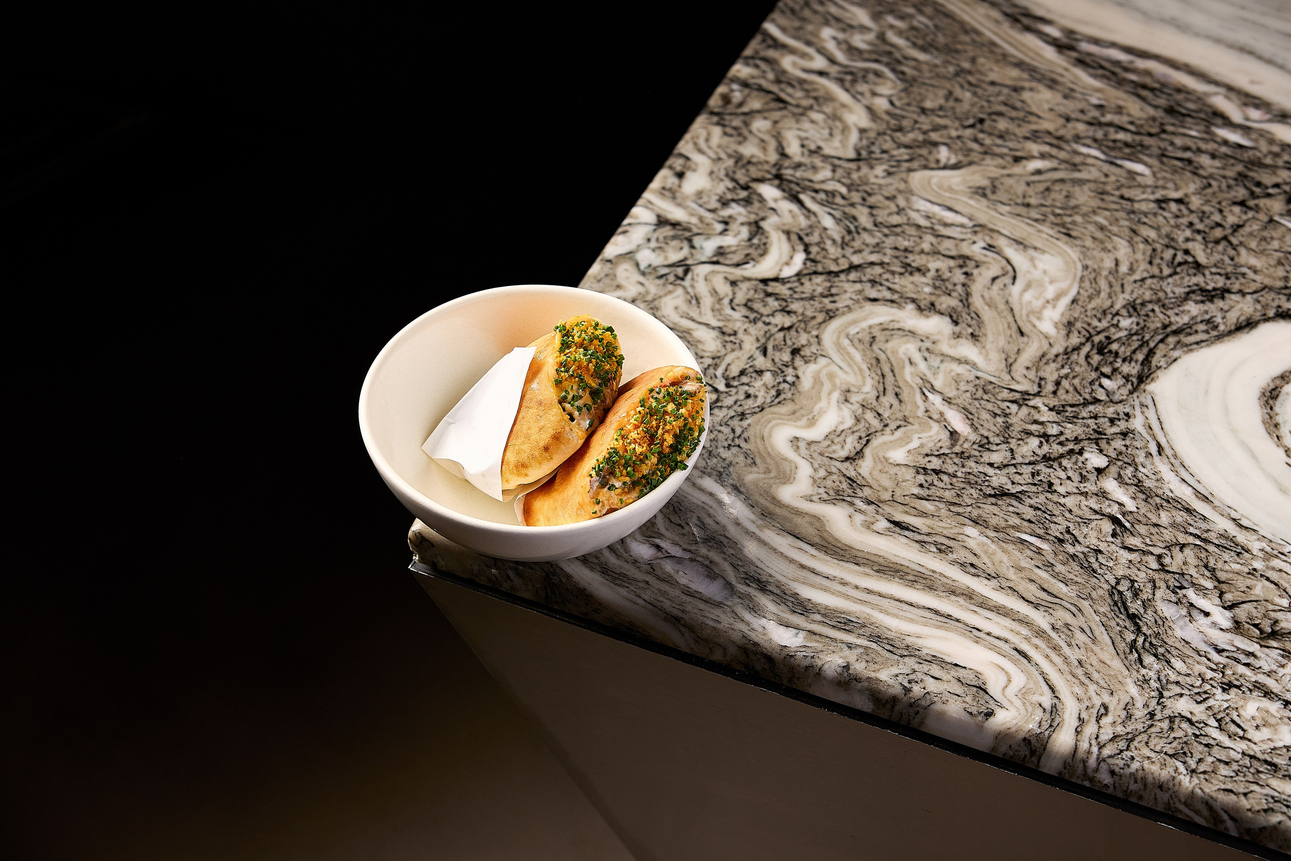 Hookah Place Dishes. Evgeny Yatsenko — Photographer in Dubai