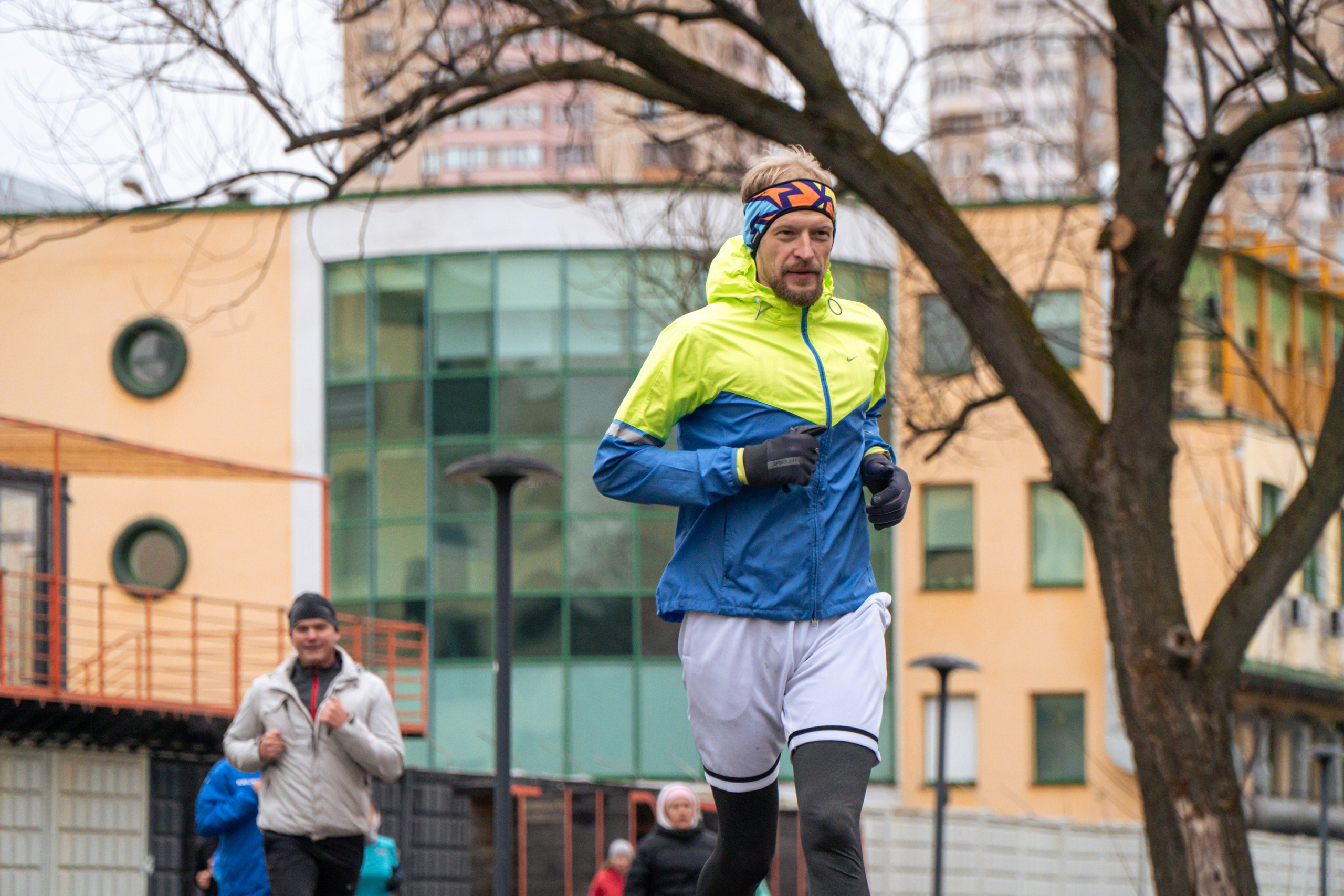 5 вёрст Реутов 16.11.2024. Роман Капилюшов. Бег. Фото. Видео. г. Люберцы