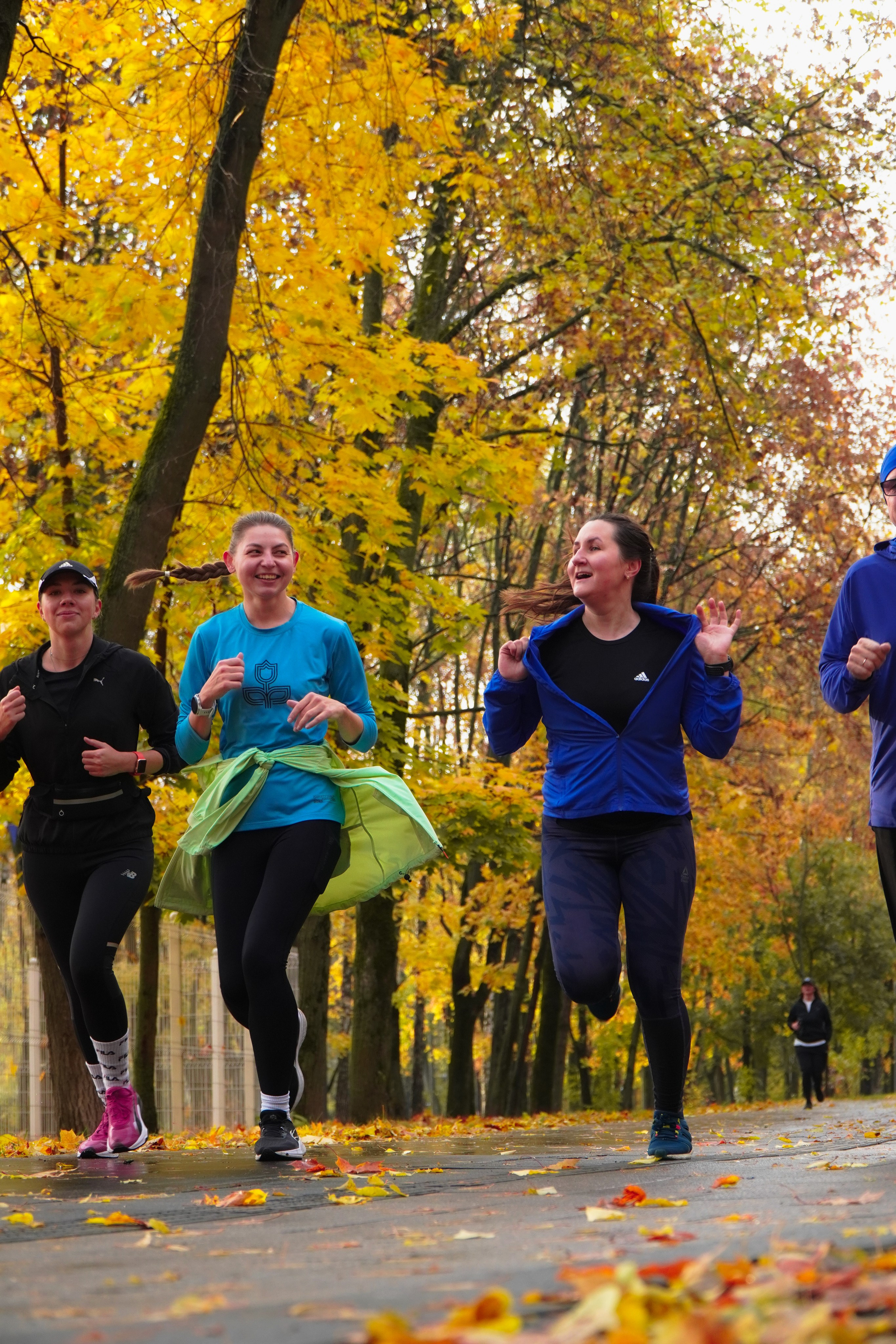 5 вёрст Наташинский 11 октября 2025. Роман Капилюшов. Бег. Фото. Видео. г. Люберцы