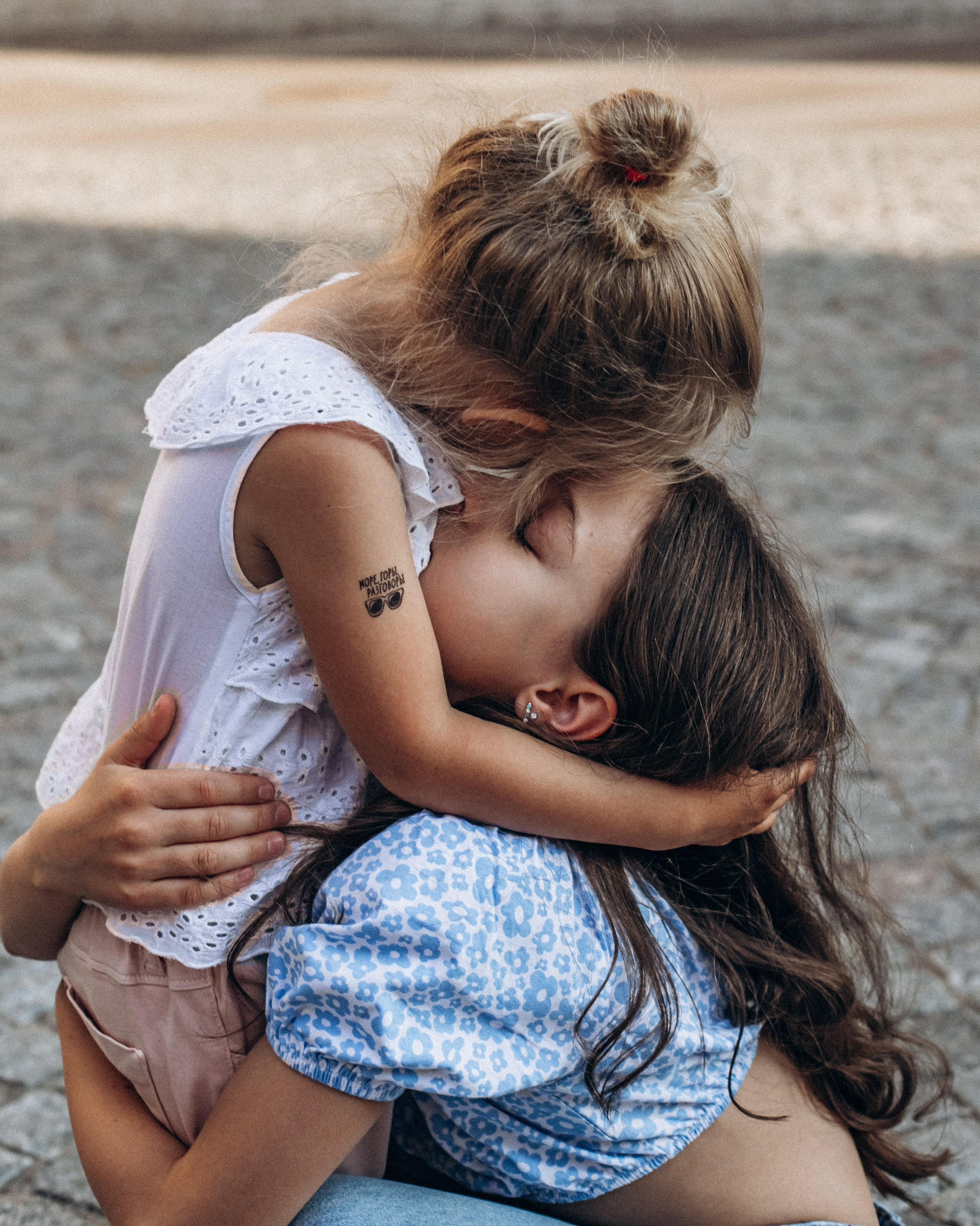 Дарья с семьей в июне. Фотопрогулка в Петербурге. Индивидуальный и семейный фотограф в Санкт-Петербурге