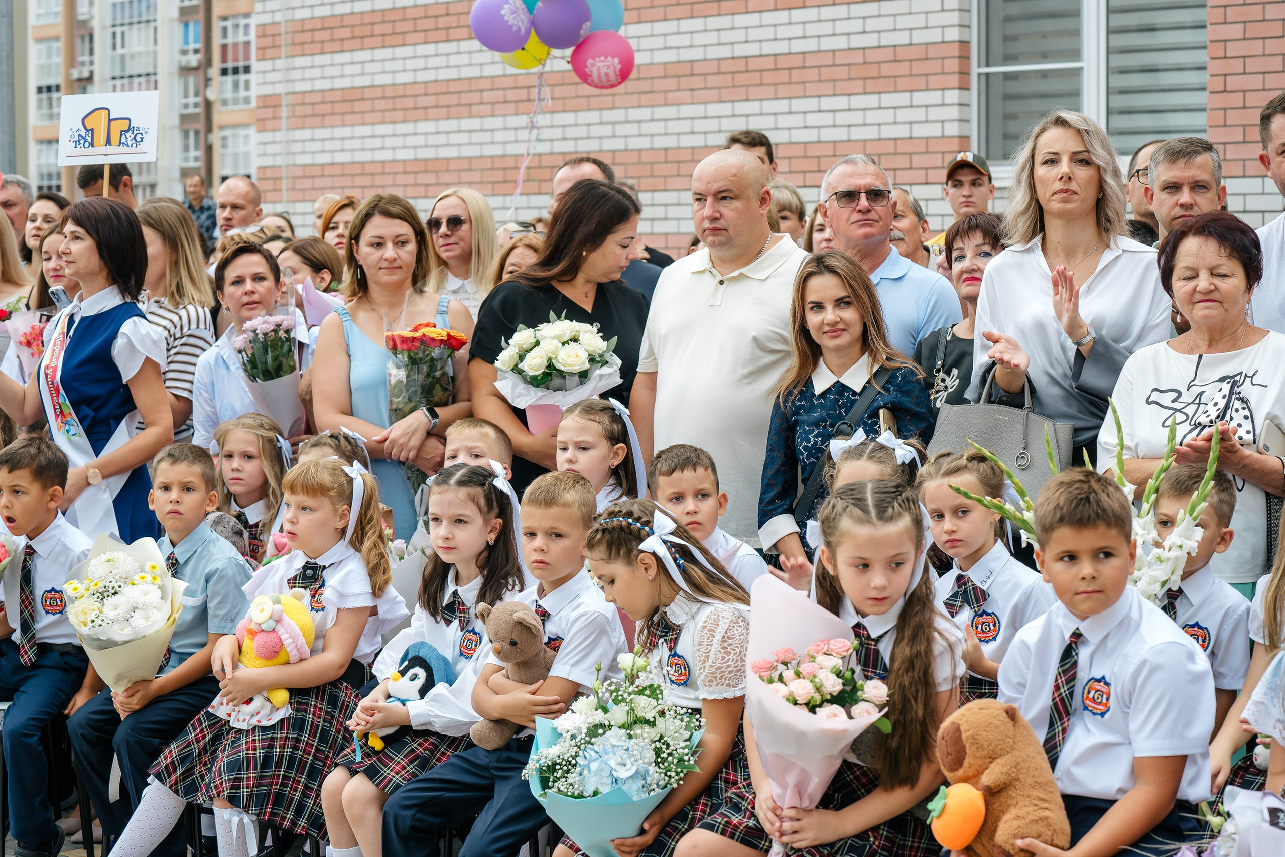 1 сентября. Выпускные альбомы, школьные фотосессии в городе Новороссийске