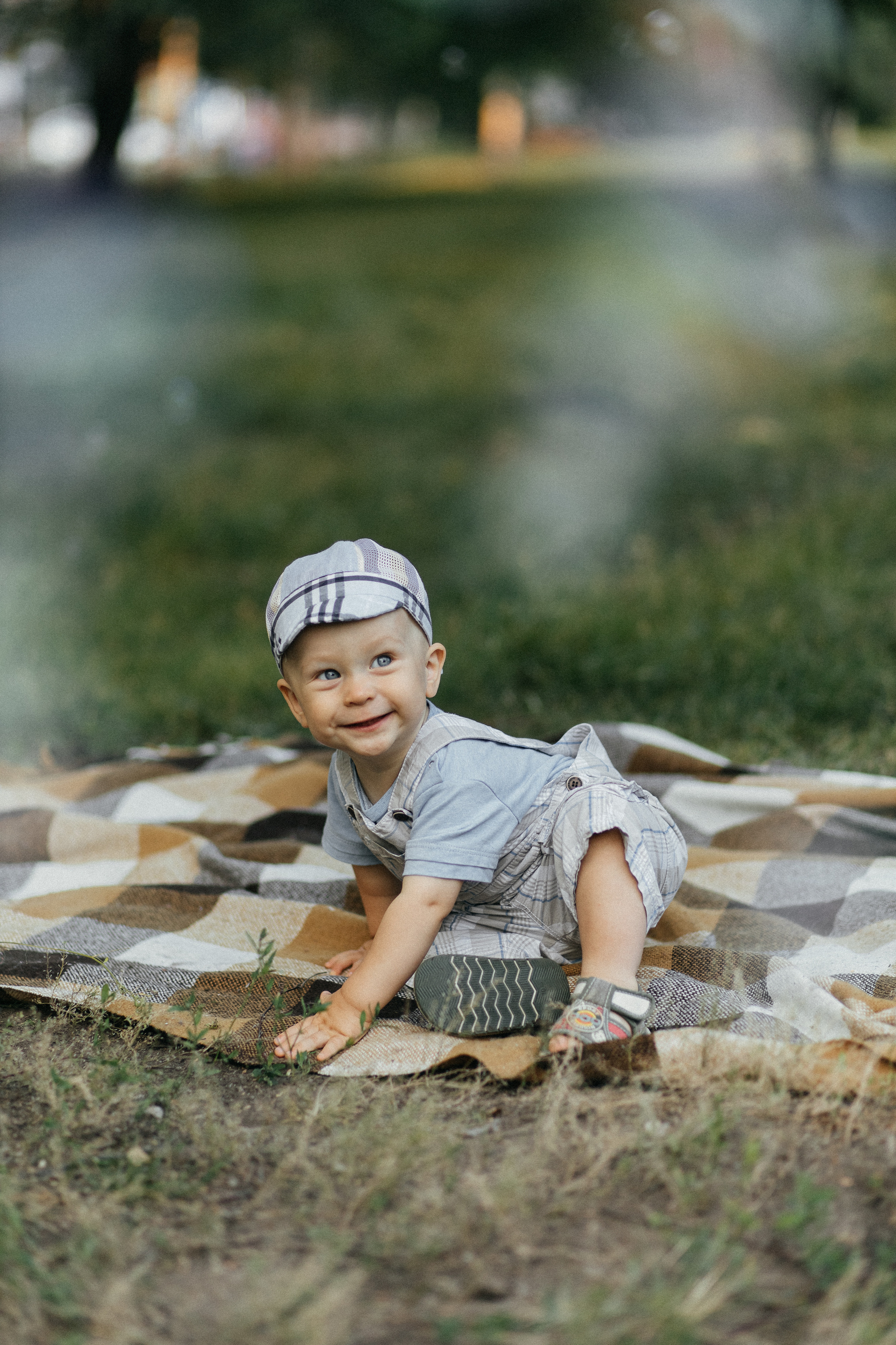 Вероника, Иван, Мишутка и Саша. Главная