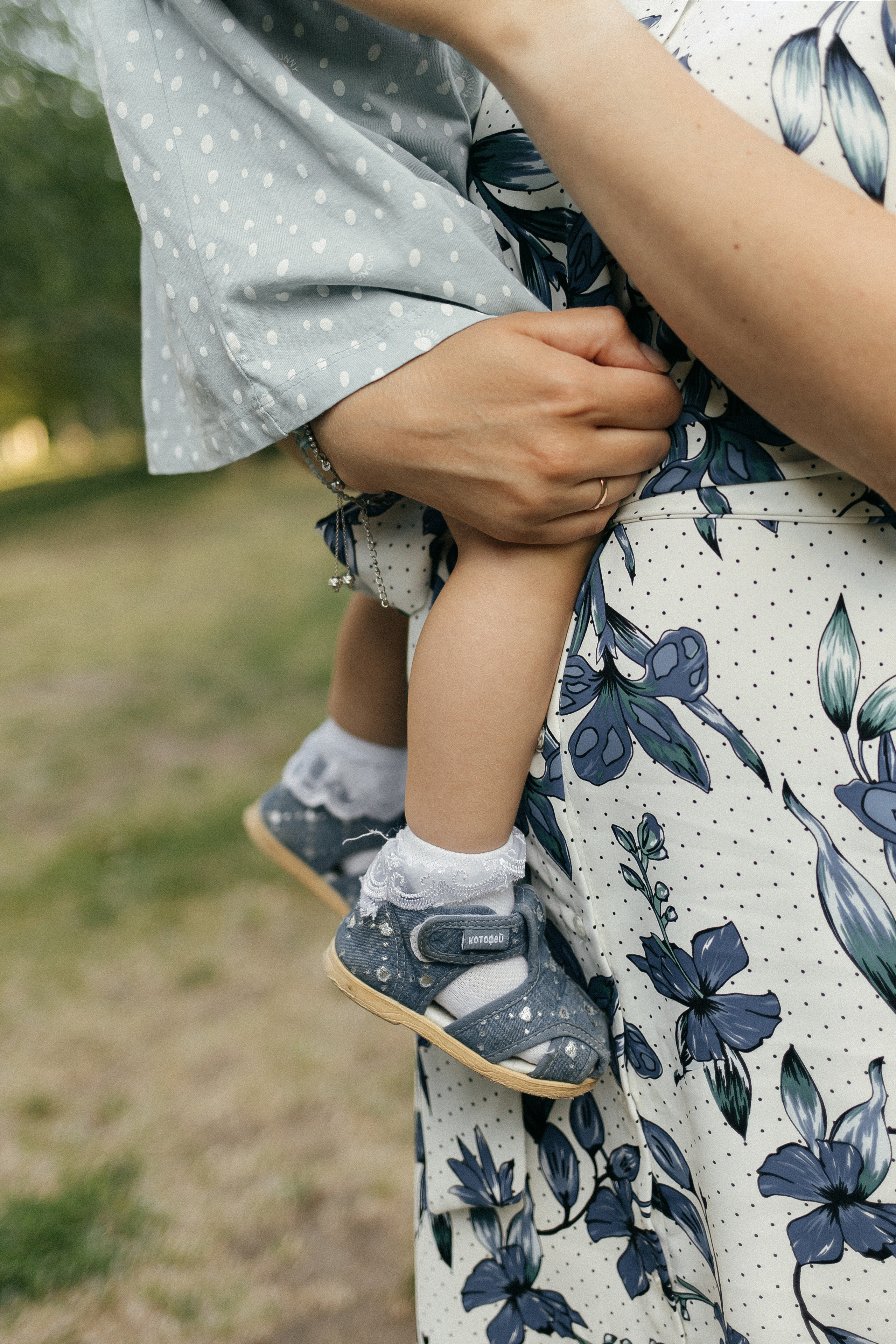 Семейная фотосессия в парке новосибирска. Главная