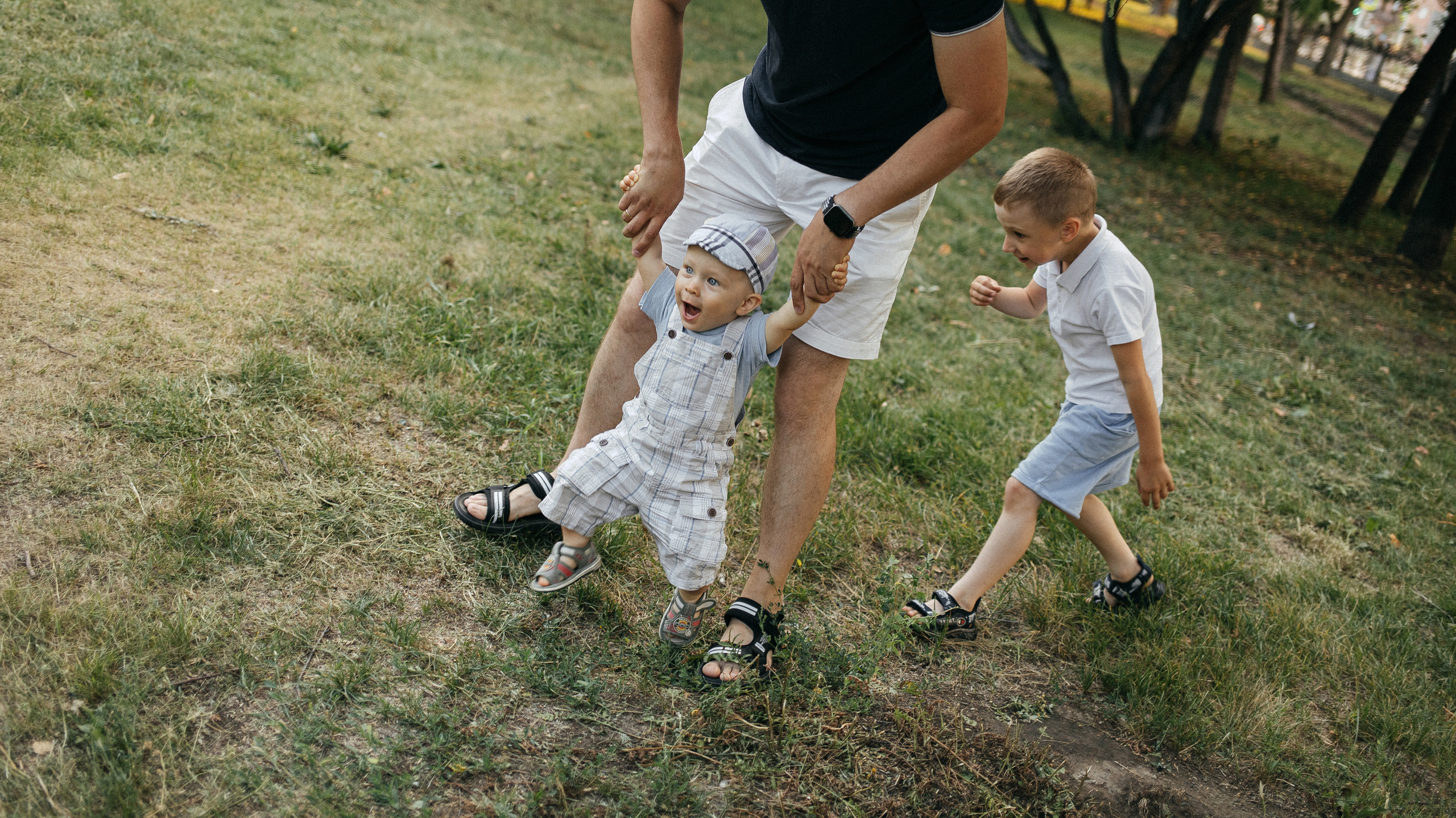 Вероника, Иван, Мишутка и Саша. Главная