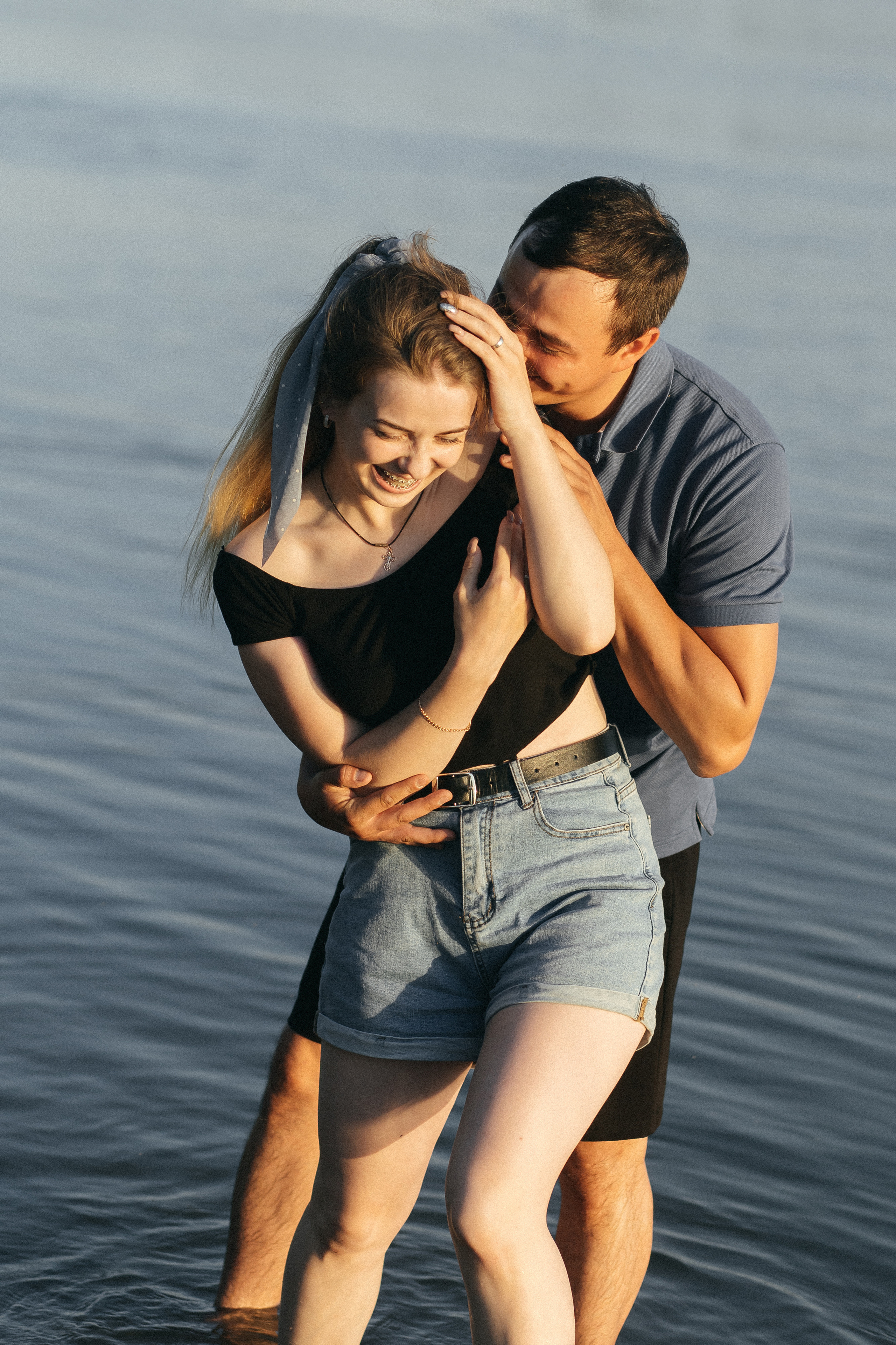 Лавстори на берегу нск. Главная