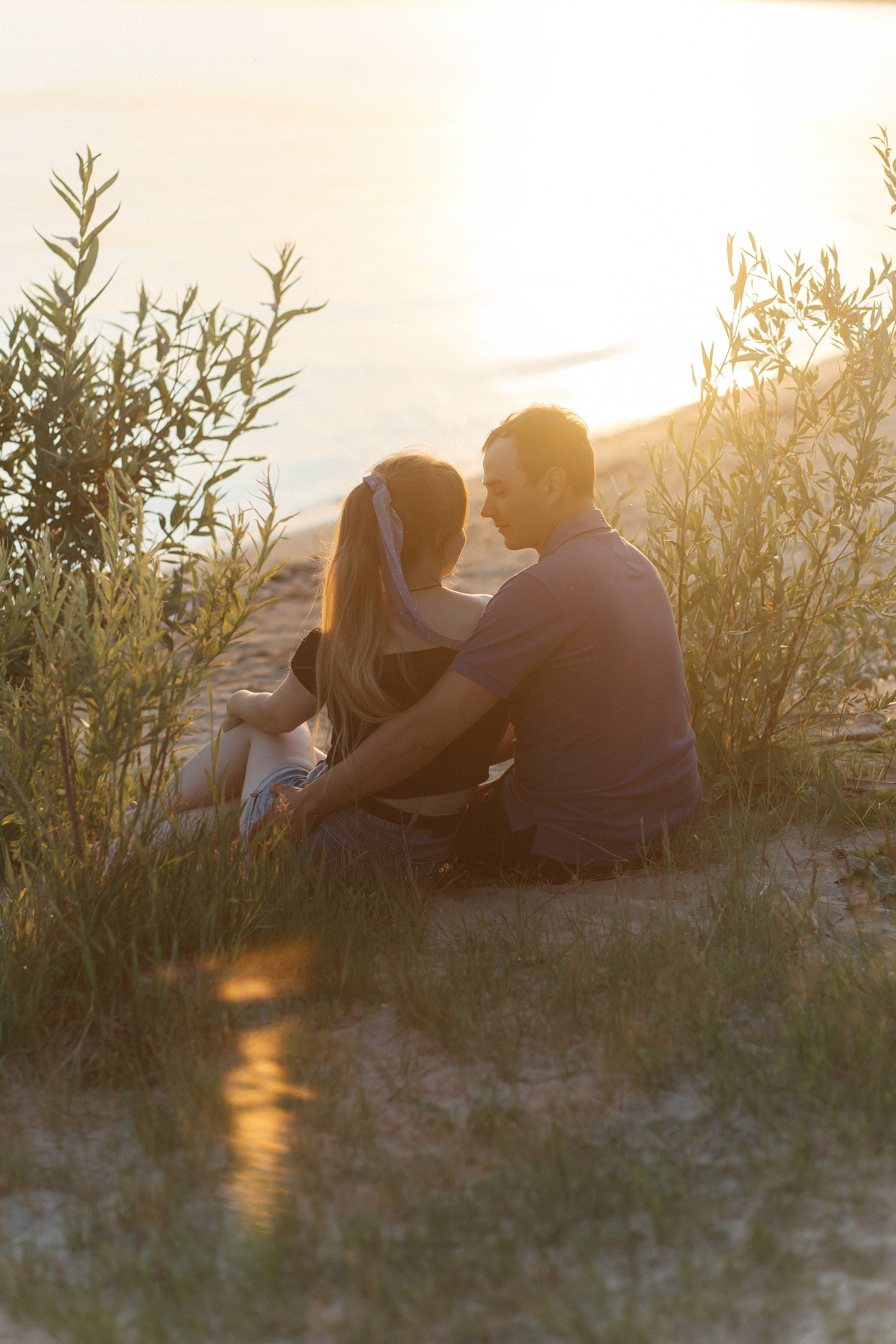 Лавстори на берегу нск. Главная
