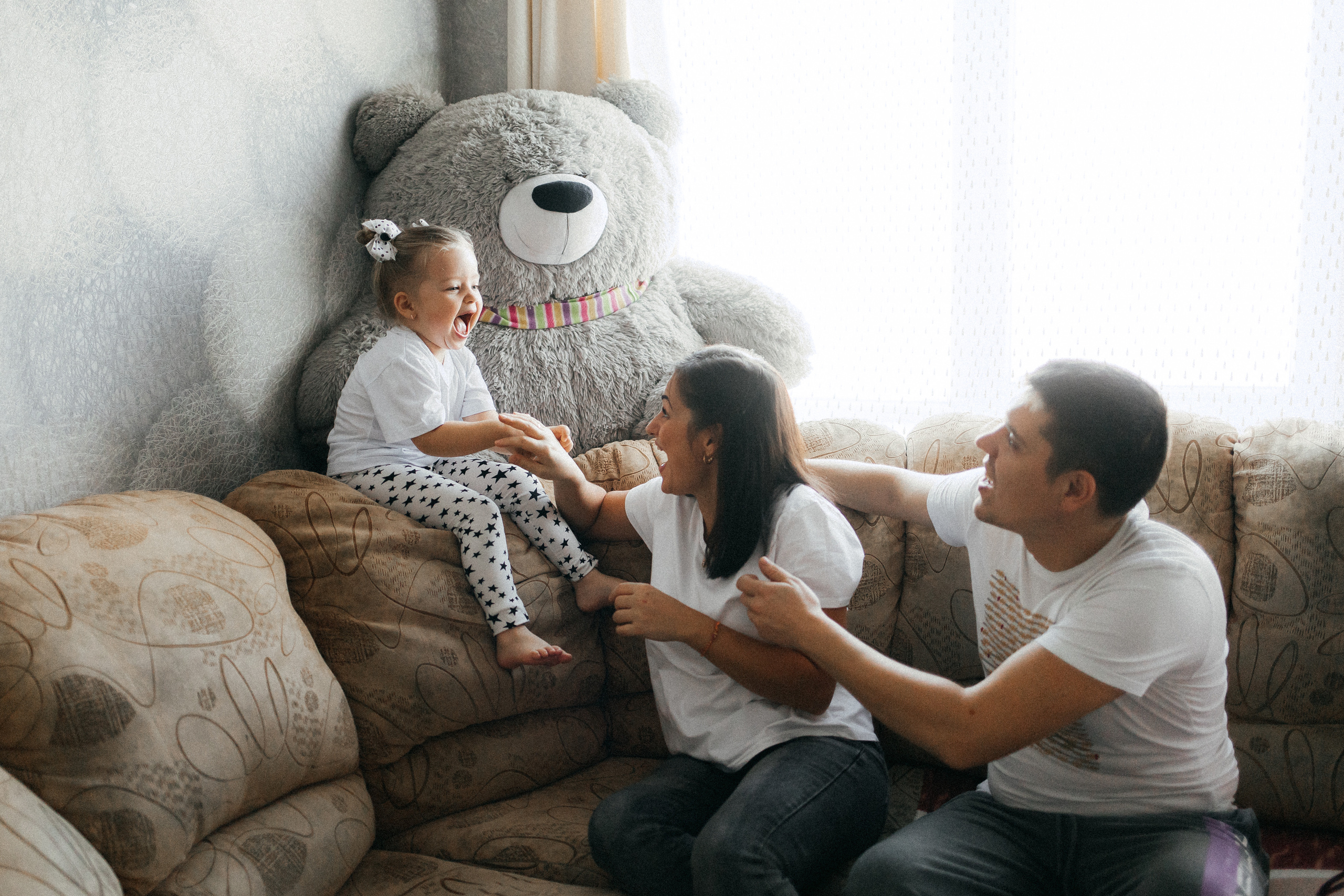 Аня, Андрей и Лерочка. Главная