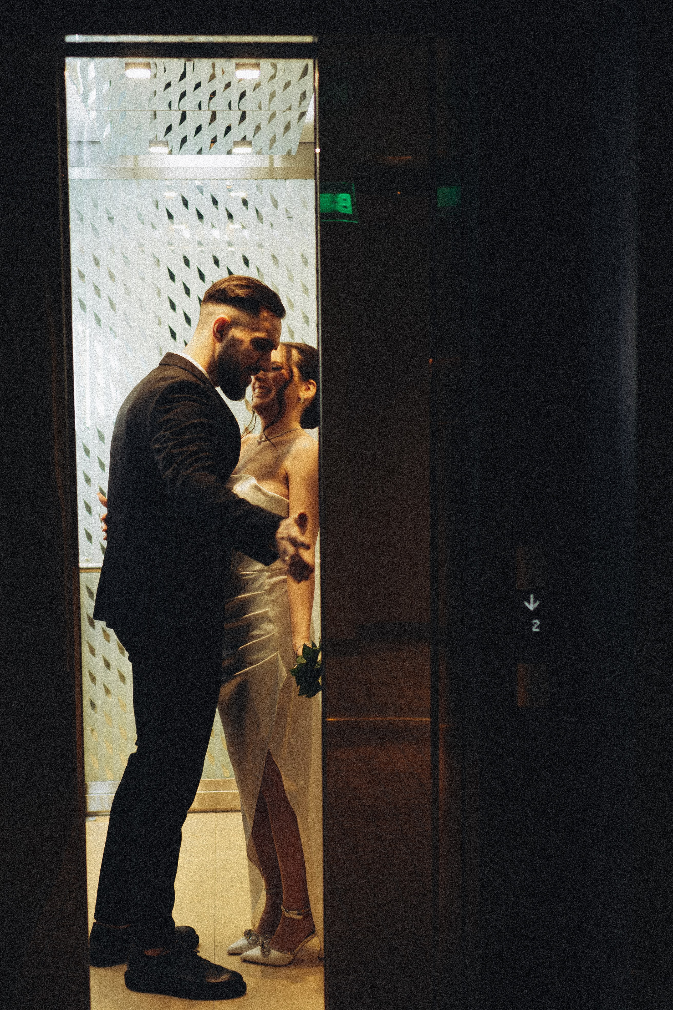 СВАДЕБНАЯ СЬЕМКА СБОРОВ ЖЕНИХА И НЕВЕСТЫ В ОТЕЛЕ И ТАКЖЕ ФОТОСЕССИИЯ В ОТЕЛЕЕ МЕГАПОЛИС БРЯНСК. Профессиональный фотограф, Санкт-Петербург — Виктория Богомолова