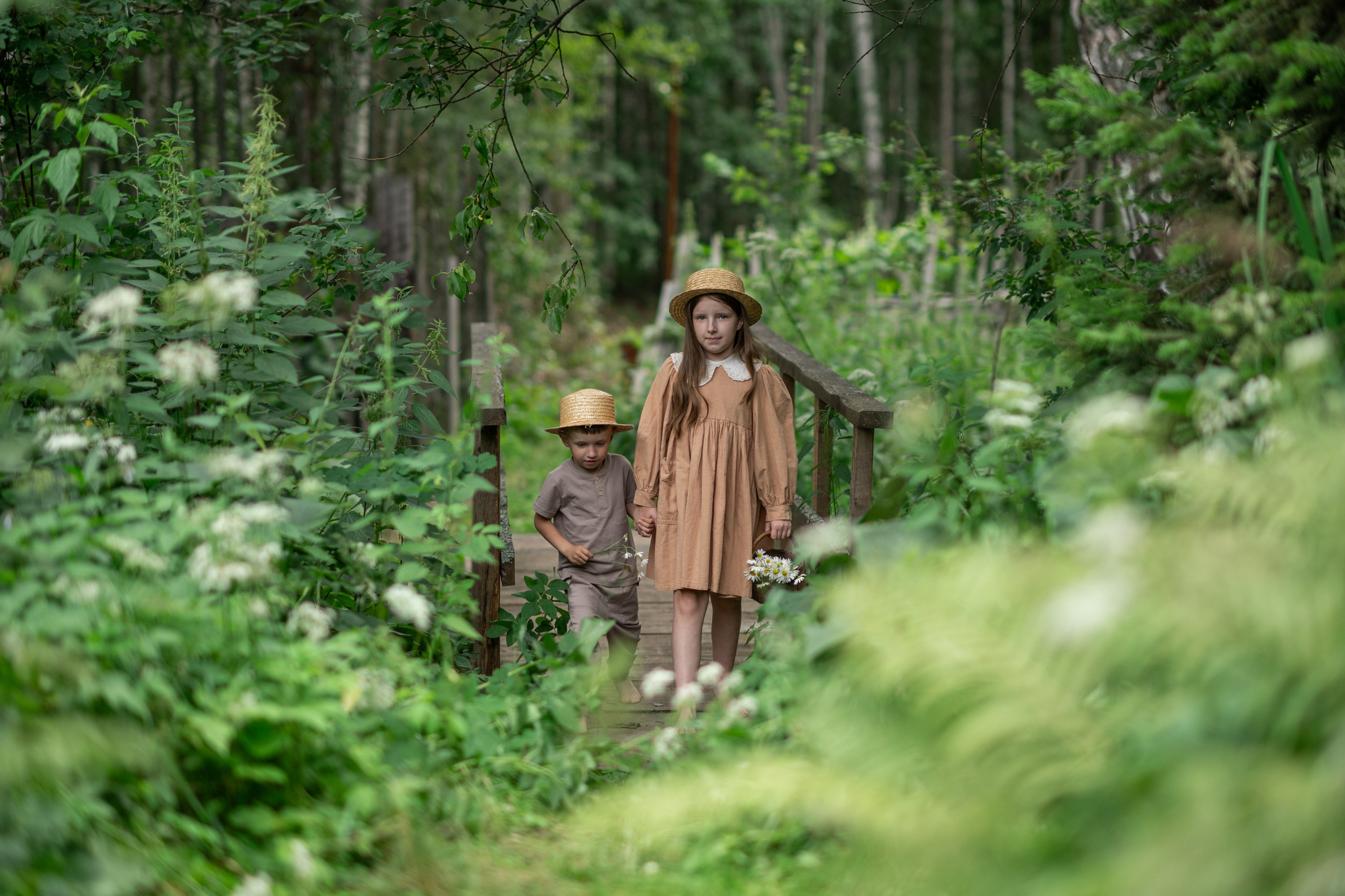 В САДУ. Семейный фотограф Екатеринбург Лора Мур