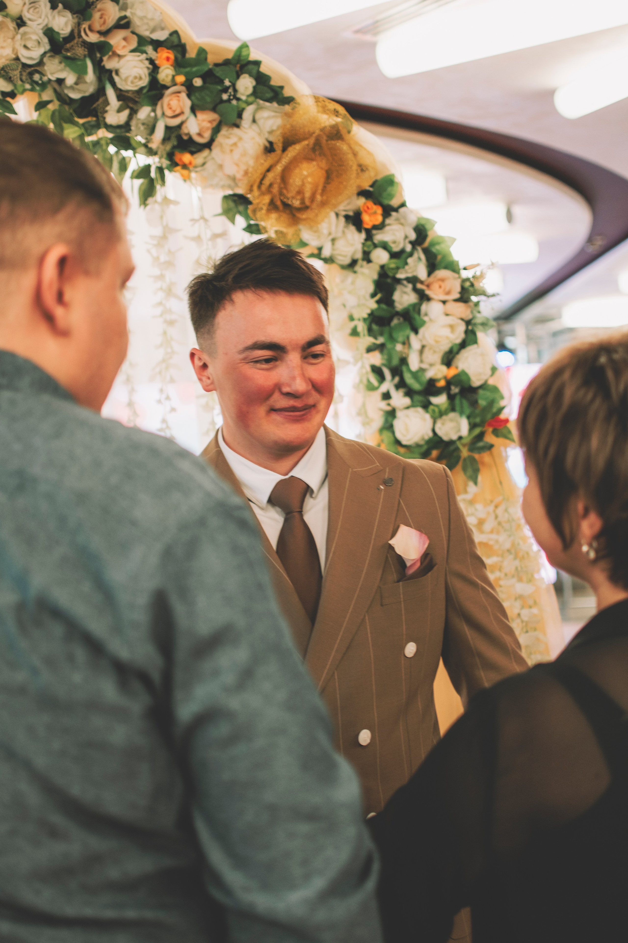 Альберт и Анастасия (Студийная фотосессия, роспись в ДК Нефтяник + фотосессия с гостями). Семейный и свадебный фотограф Губкинский и Ставрополь