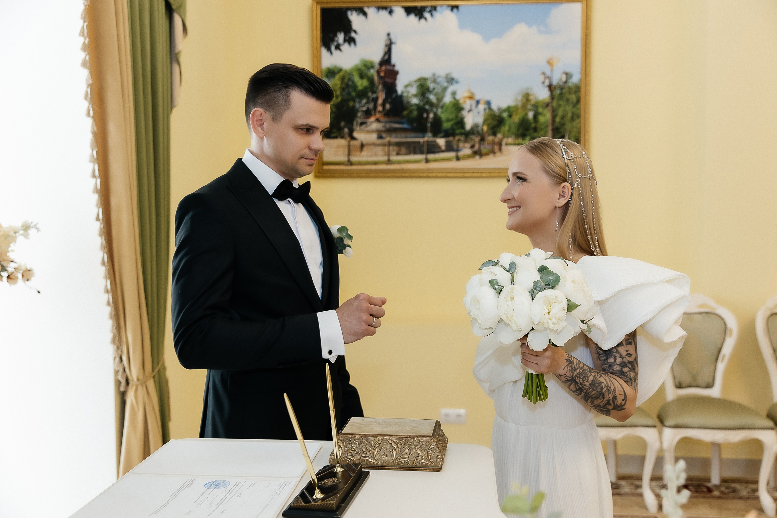 Свадьба в Краснодаре: роспись и фотосессия в парке Галицкого. Свадебный и семейный фотограф Виолетта Сидельникова. Краснодар, Россия, Беларусь, Европа