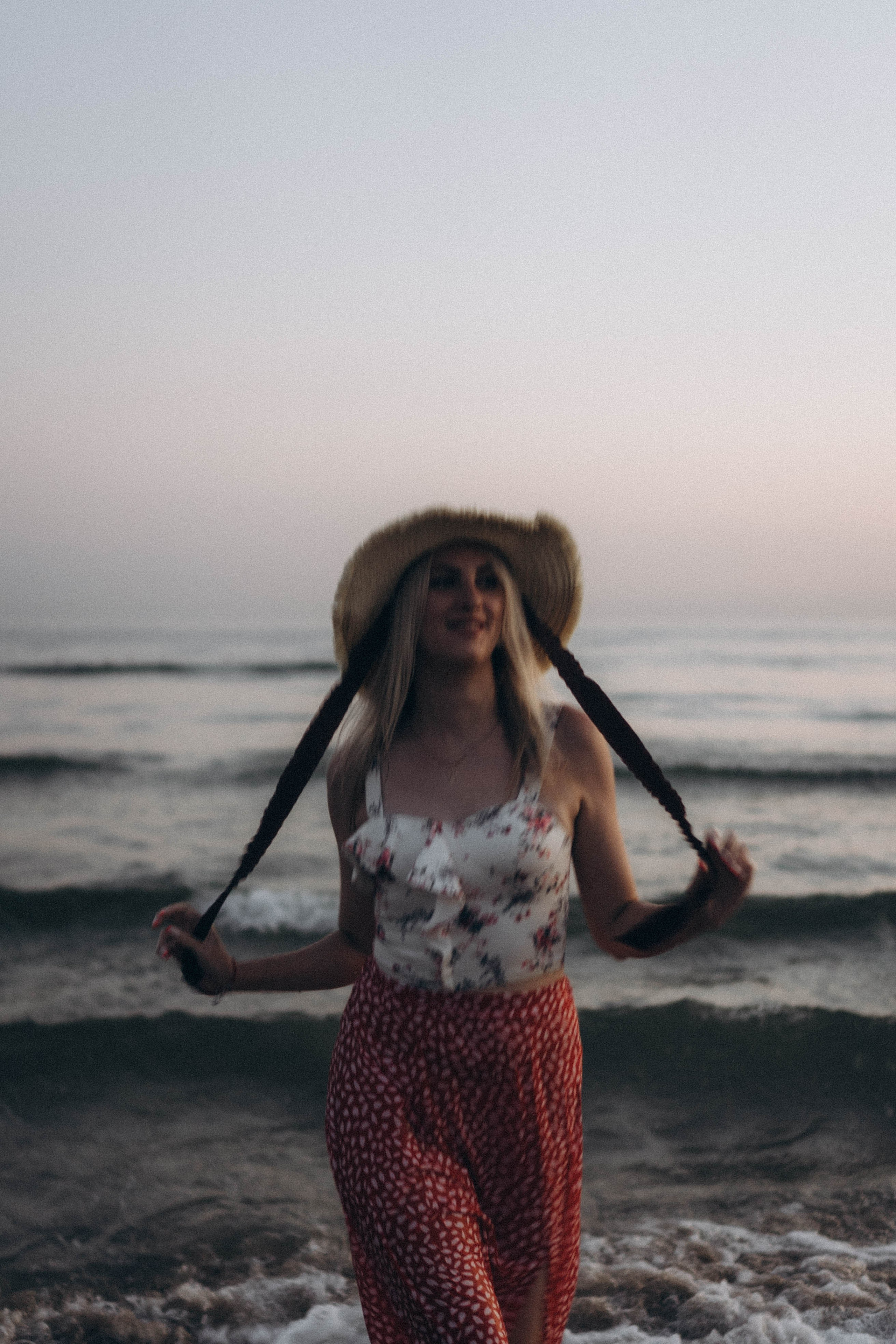 Июльский вечер на берегу черного моря. Профессиональный фотограф, Санкт-Петербург — Виктория Богомолова