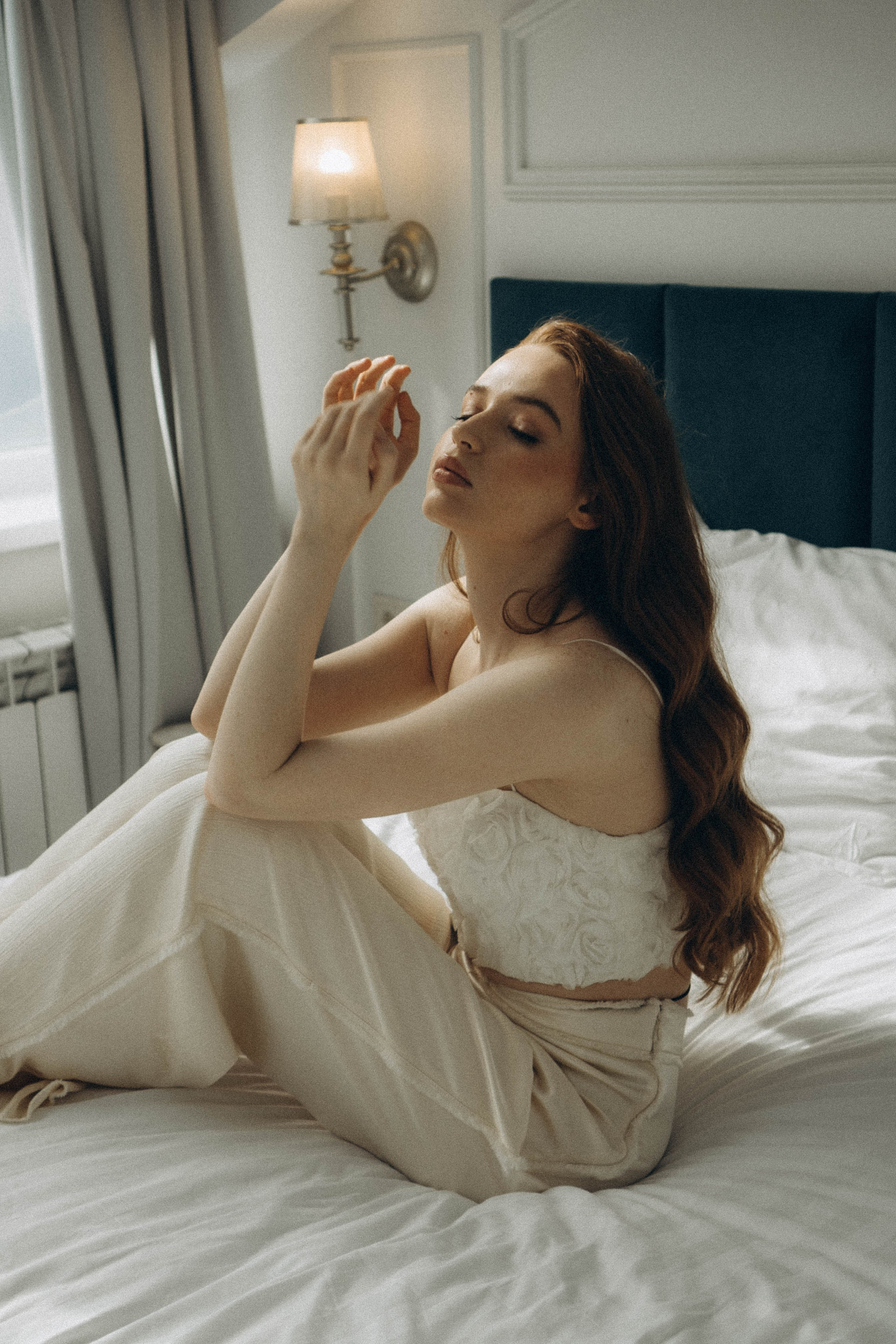 СВАДЕБНАЯ СЬЕМКА В ОТЕЛЕ. СБОРЫ ЖЕНИХА И НЕВЕСТЫ И ТАКЖЕ ТОР И ПОДГОТОВКА К ПРОГУЛКЕ. Профессиональный фотограф, Санкт-Петербург — Виктория Богомолова