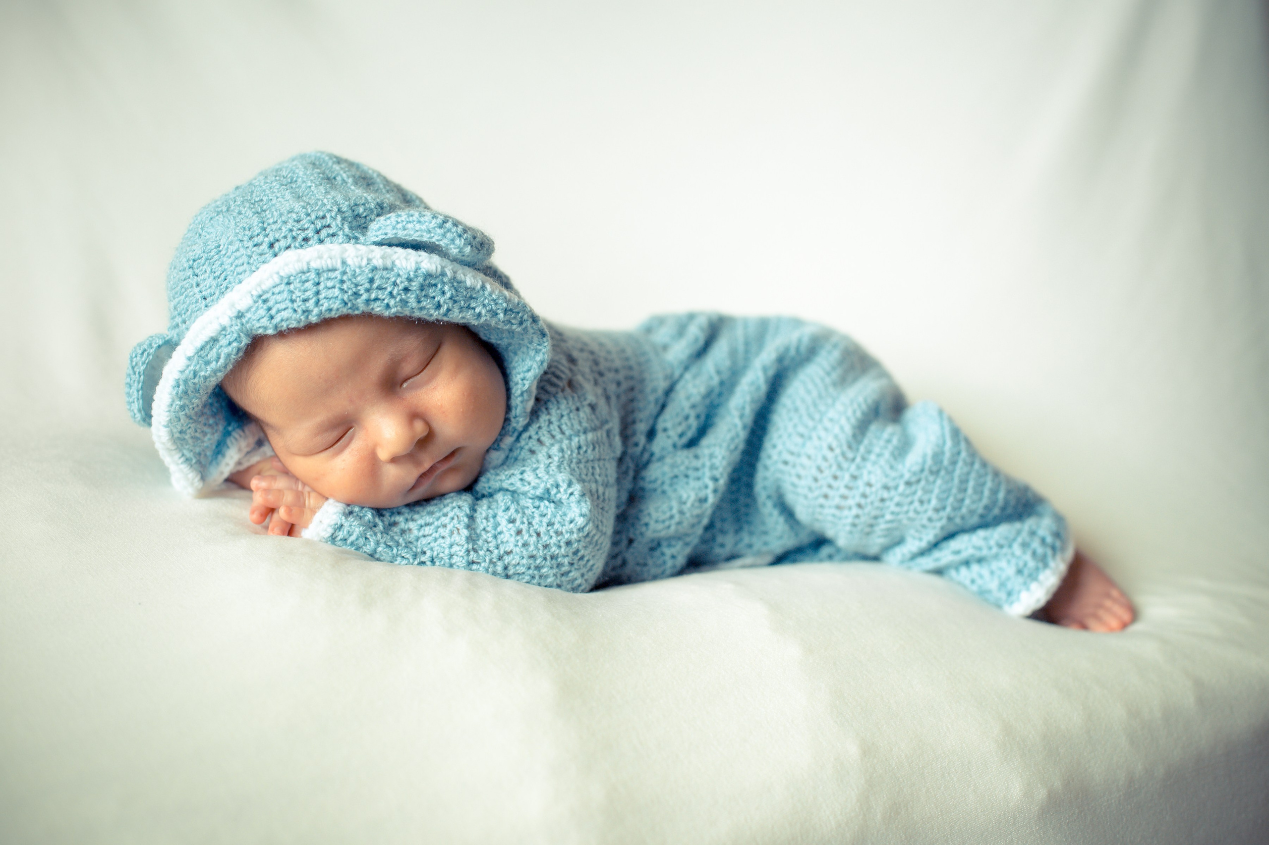 NEWBORN. Family Photographer Ksenia Kos