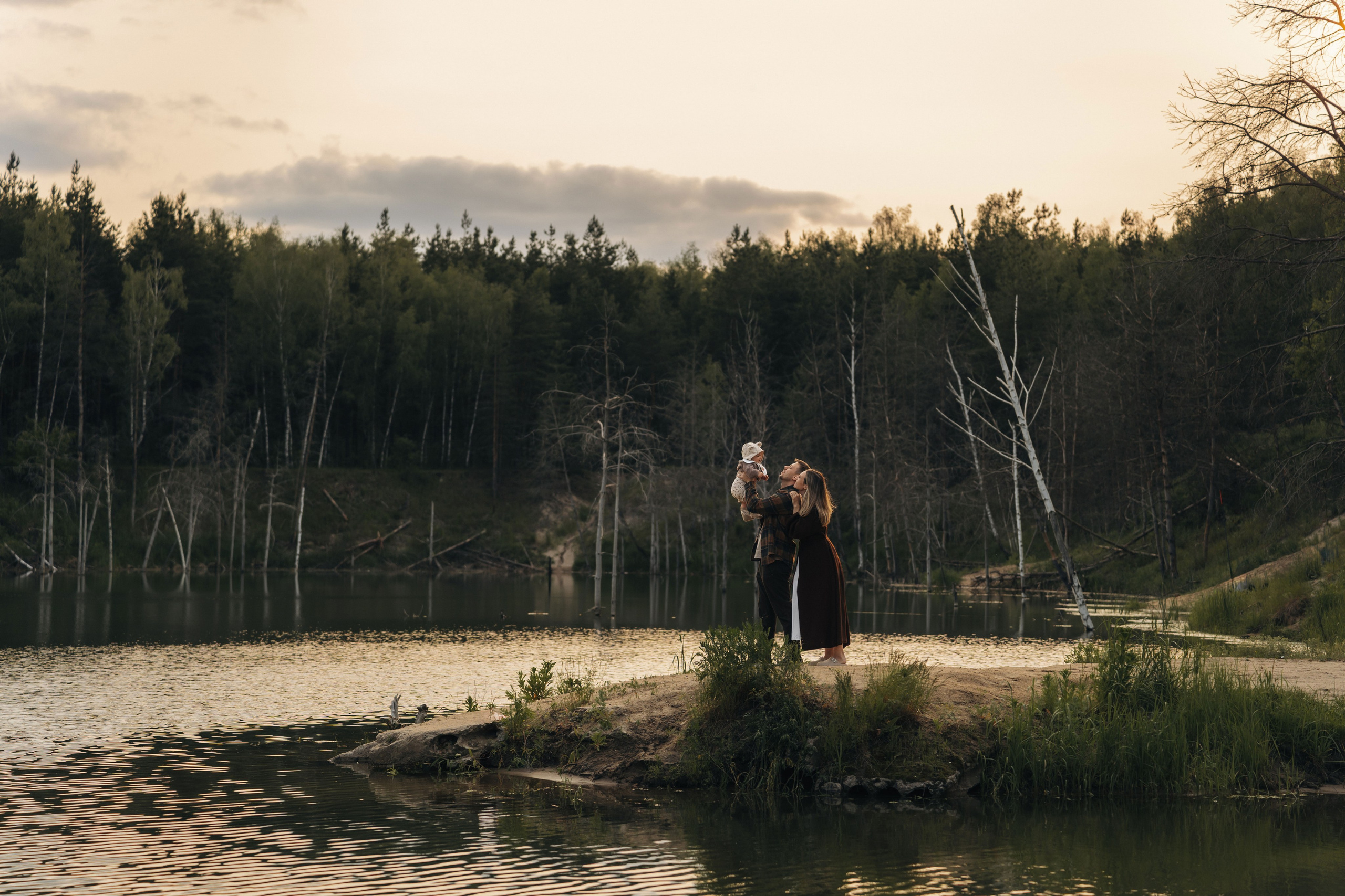 На озере. Ваш фотограф Вика Артемова