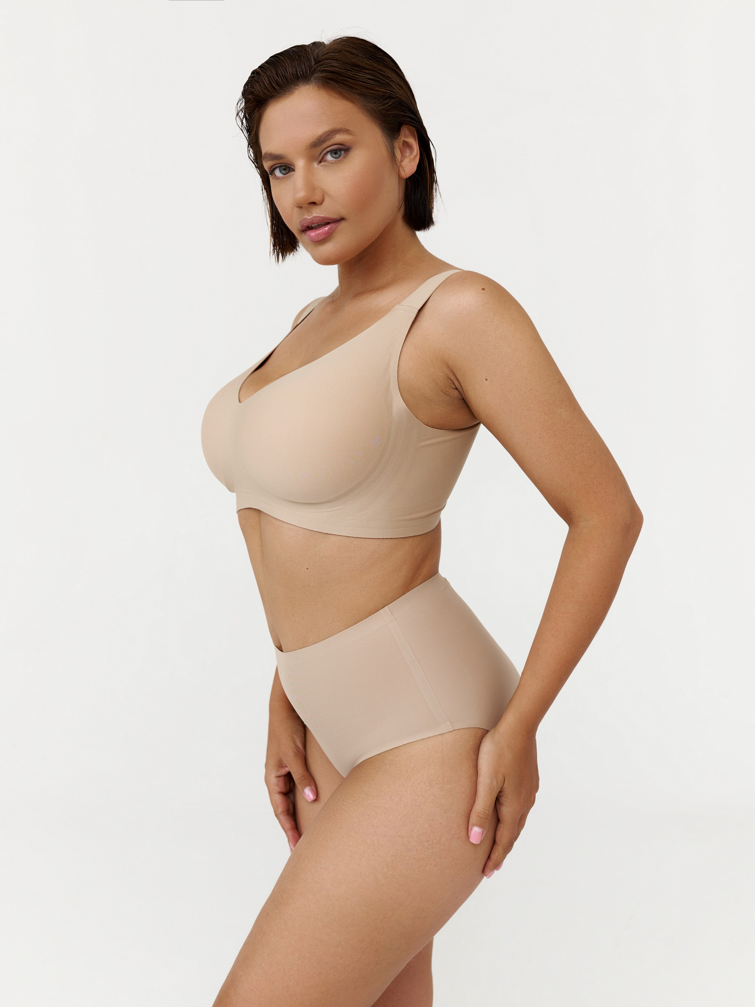 Каталог. Нижнее бельё plus size. Фотограф Александра Распопова