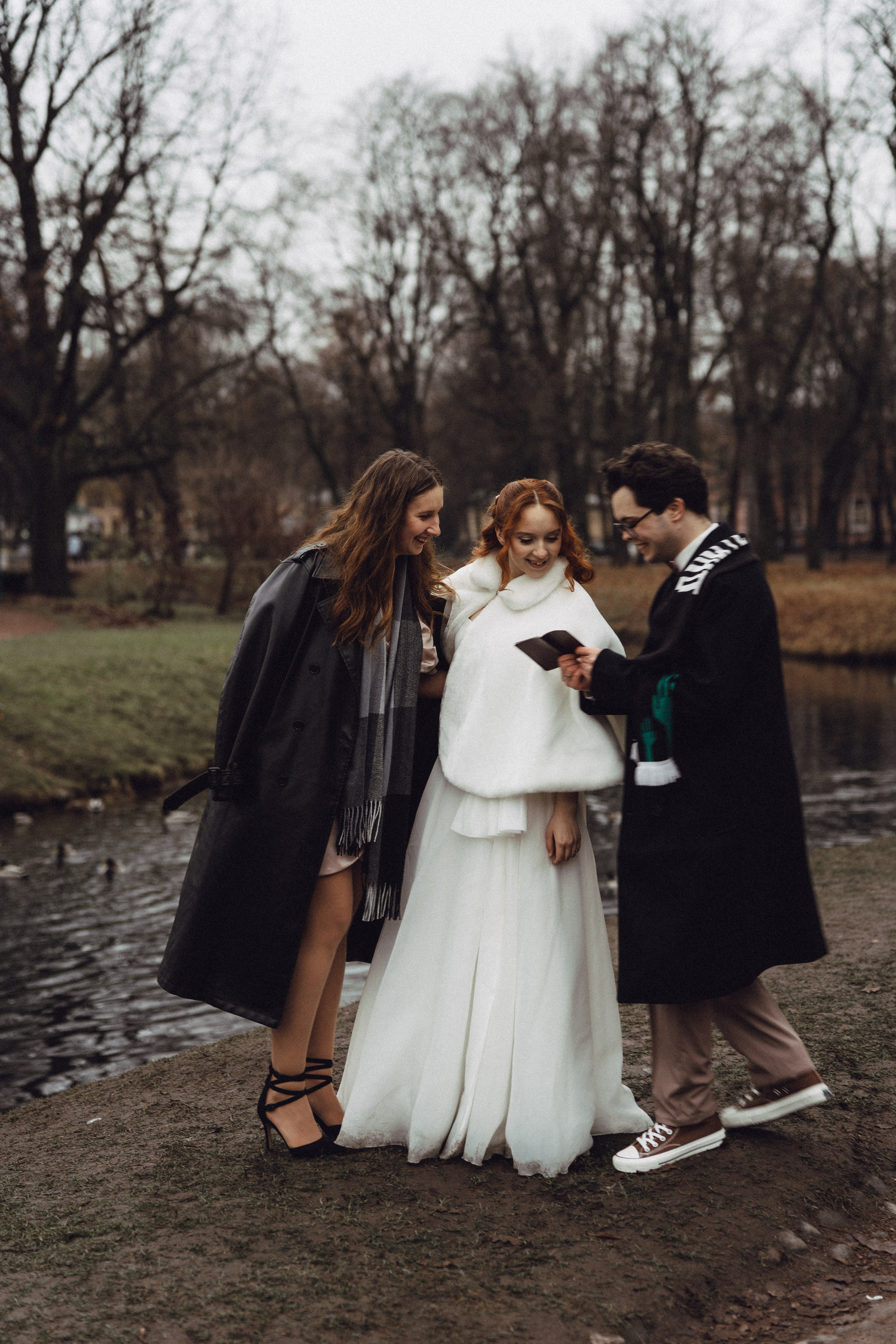 СВАДЕБНАЯ СЬЕМКА ВО ВТОРОМ ДВОРЦЕ С ГОСТЯМИ И ПРОГУЛКА В ТАВРИЧЕСКОМ САДУ. Профессиональный фотограф, Санкт-Петербург — Виктория Богомолова