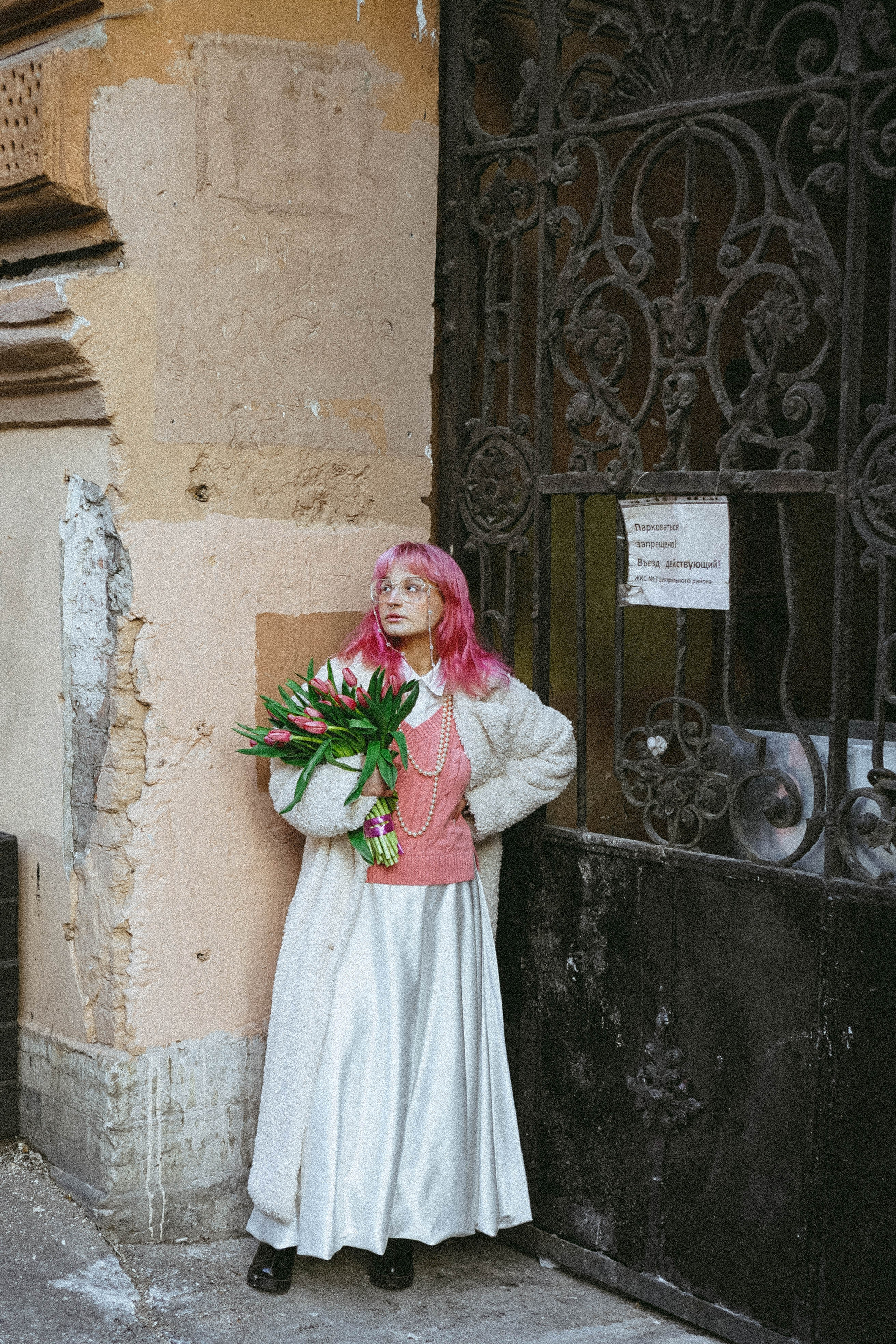 Прогулочная фотосессия с тюльпанами. Профессиональный фотограф, Санкт-Петербург — Виктория Богомолова