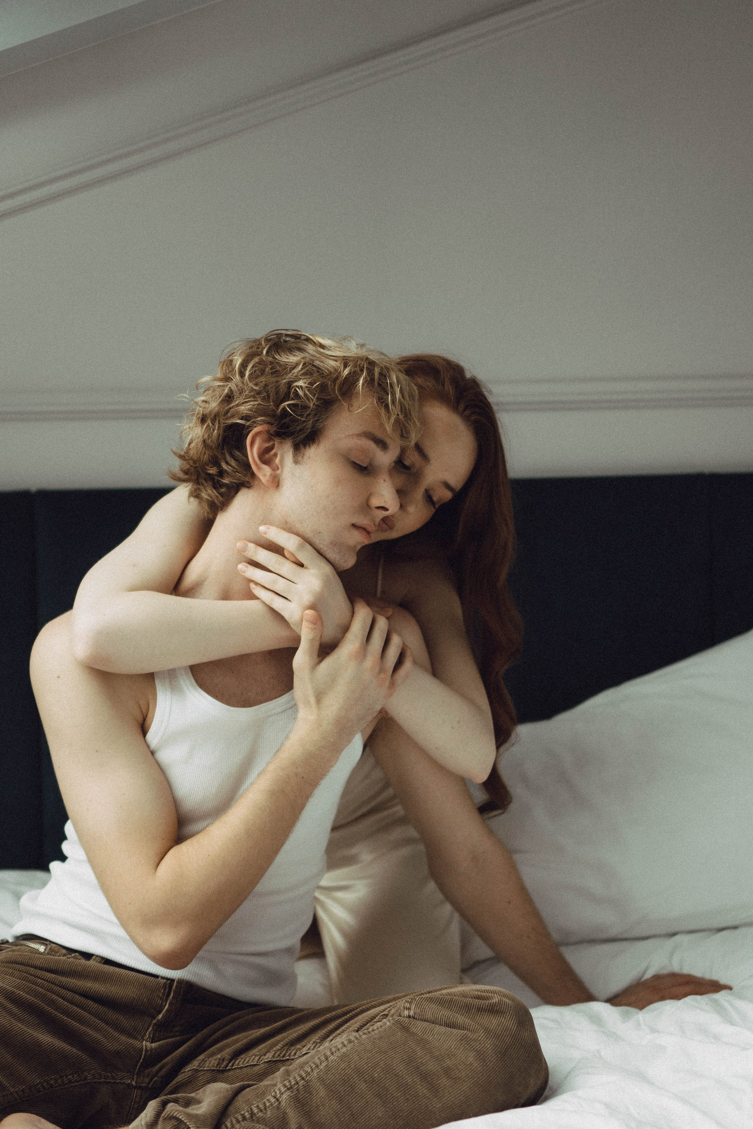 СВАДЕБНАЯ СЬЕМКА В ОТЕЛЕ. СБОРЫ ЖЕНИХА И НЕВЕСТЫ И ТАКЖЕ ТОР И ПОДГОТОВКА К ПРОГУЛКЕ. Профессиональный фотограф, Санкт-Петербург — Виктория Богомолова