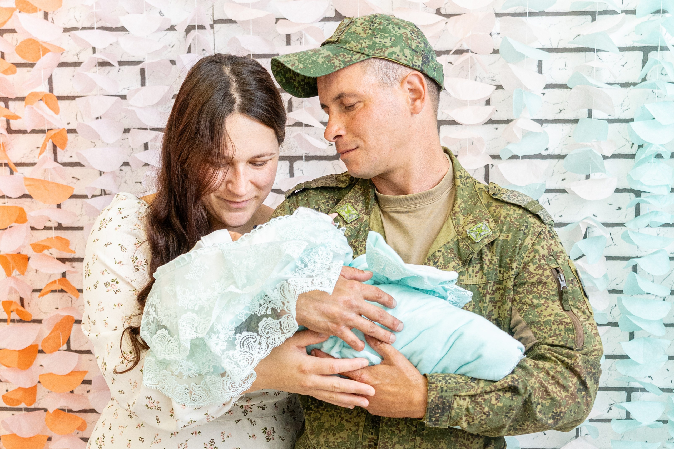 Выписка из роддома. Фотограф в Волгограде и Волжском Анастасия Кальдина