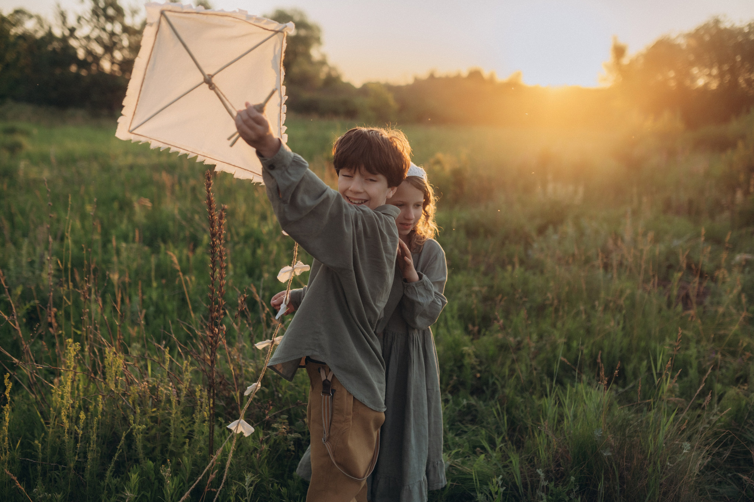 Соня и Захар — первая любовь и воздушный змей. Фотограф Мария Стрелкова