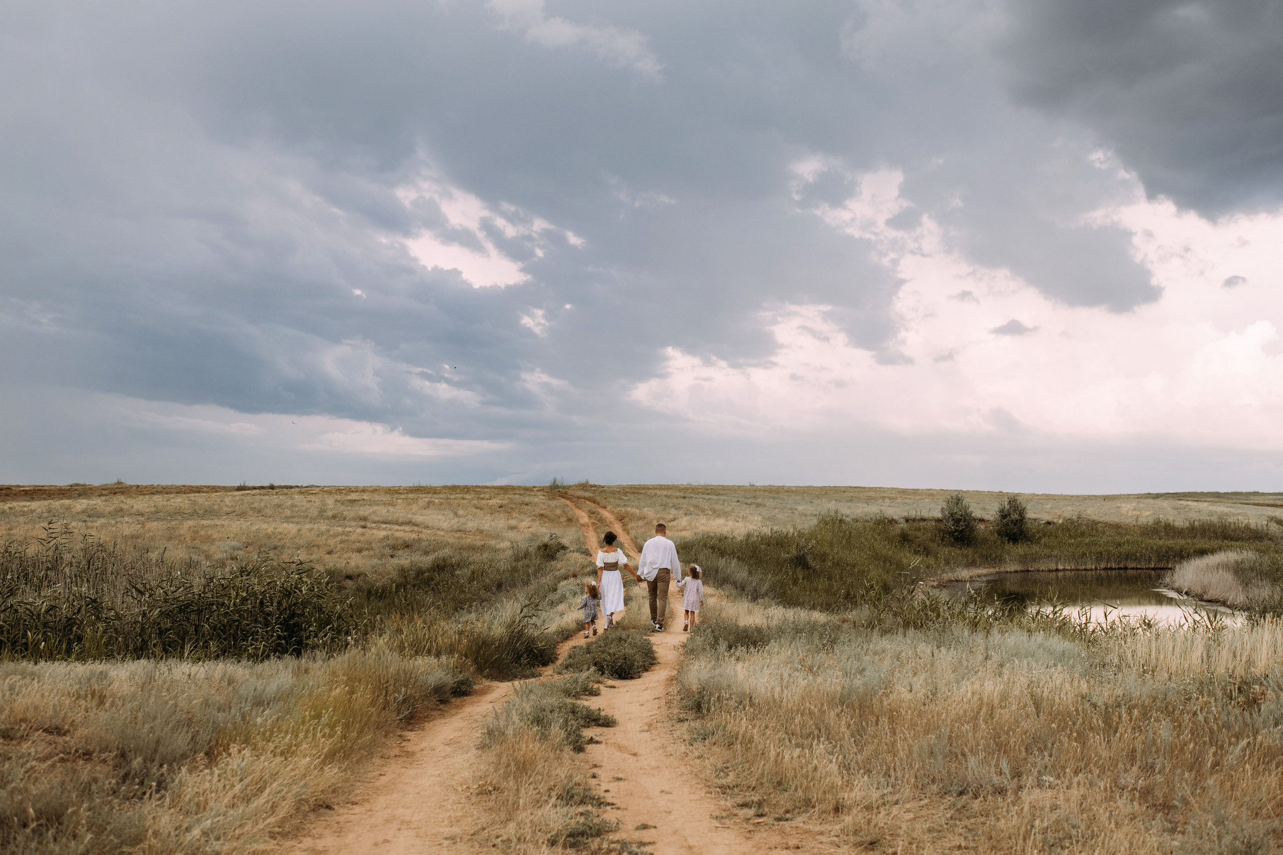 Паша, Алеся, Света и Вера. Семейный фотограф и детский фотограф в Волгограде Алеся Бутакова — дет