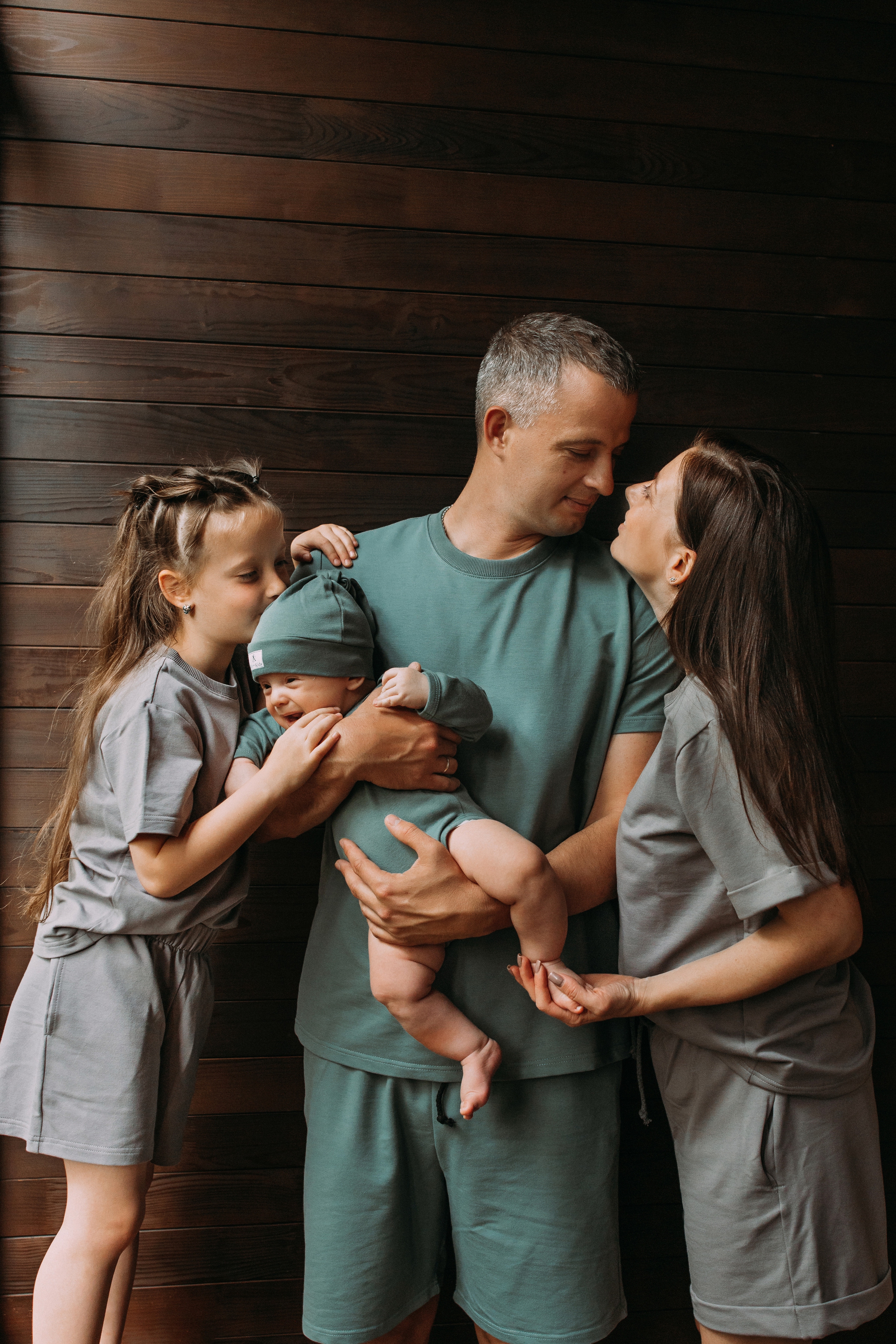 Аня, Антон, Маша и Гоша. Семейный фотограф и детский фотограф в Волгограде Алеся Бутакова — дет