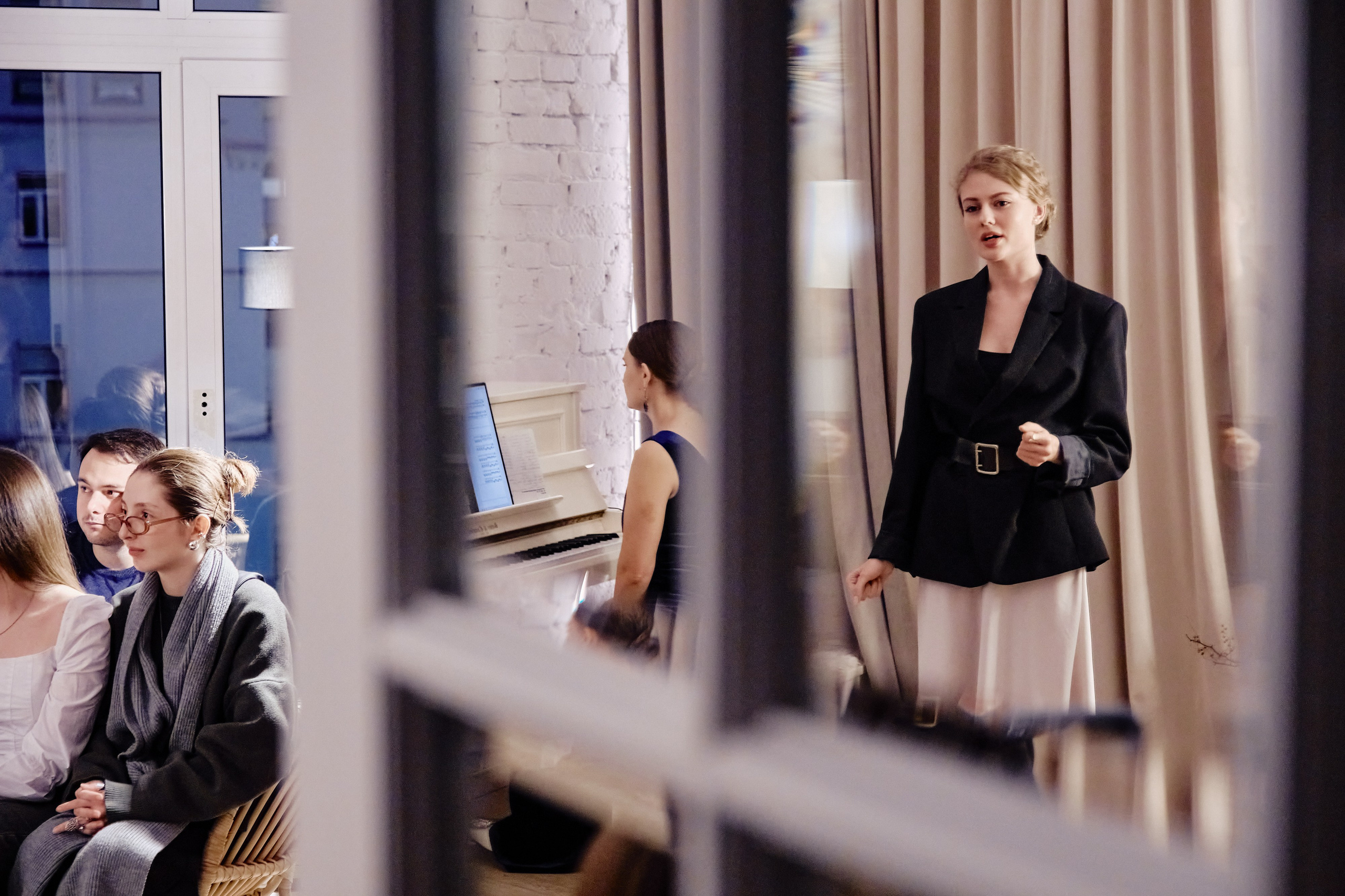 Поэтический квартирник. Репортажный фотограф Анастасия Ащепкова