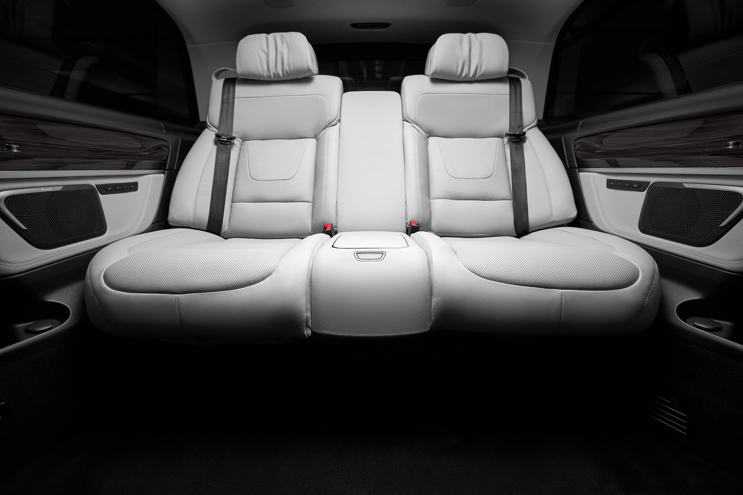 Mercedes-Benz Vito White. Репортажный фотограф и ретушер в Москве Наталья Алексеева