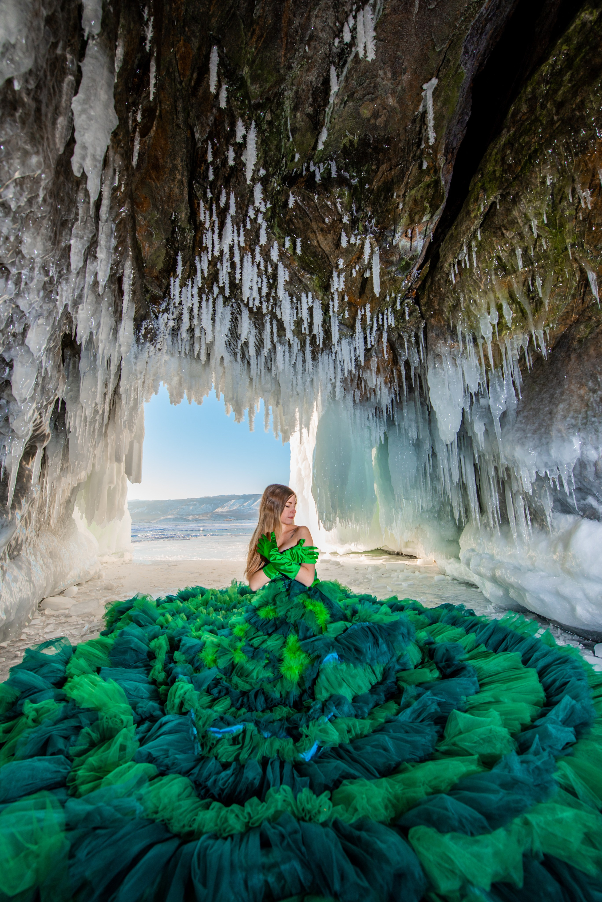 Юбка зеленая фатиновая воланы шлейф. Ольга Ли свадебный семейный фотограф Иркутск