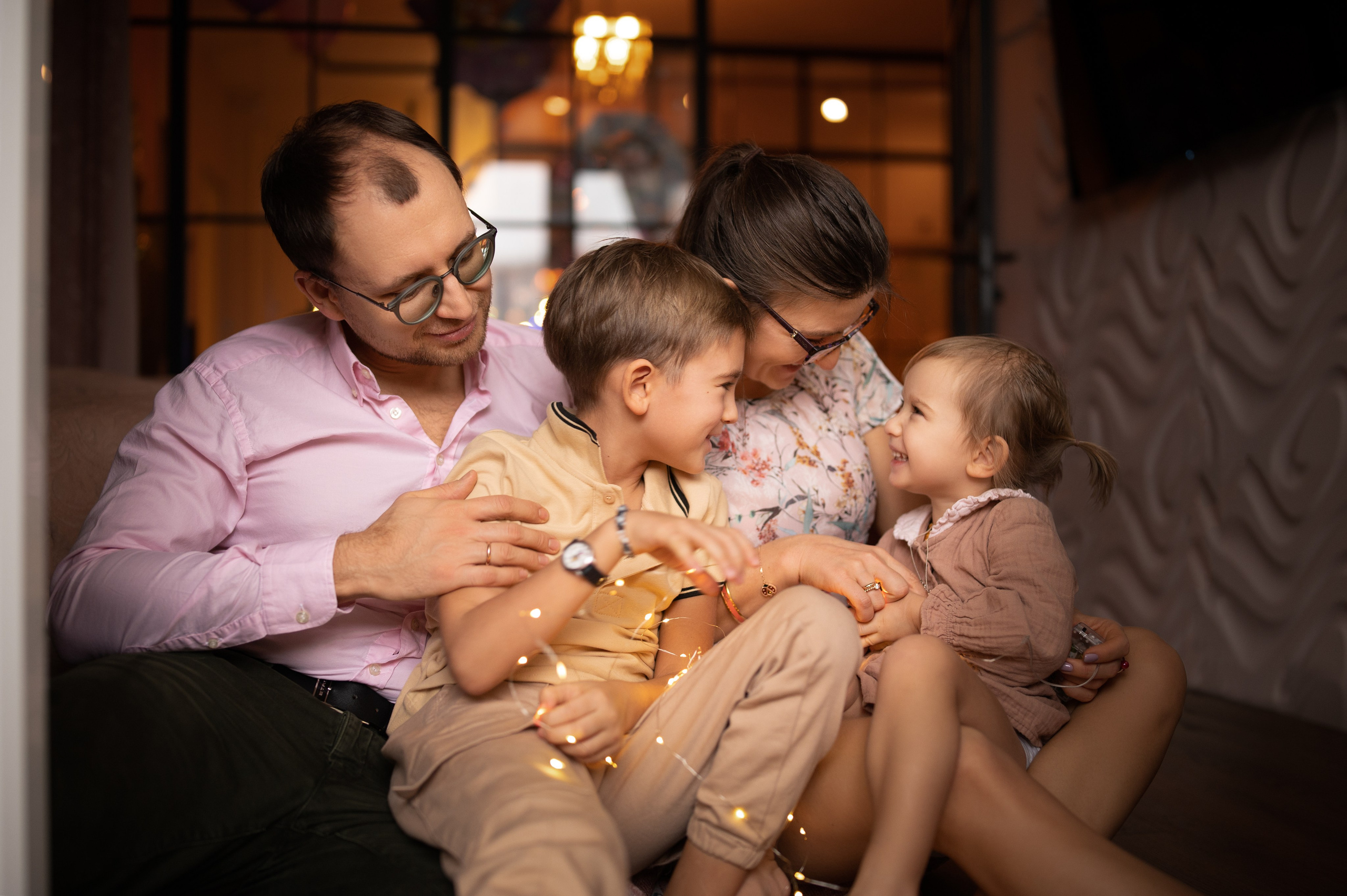 Семейная съёмка дома. Семейный и детский фотограф в Москве Анна Оськина