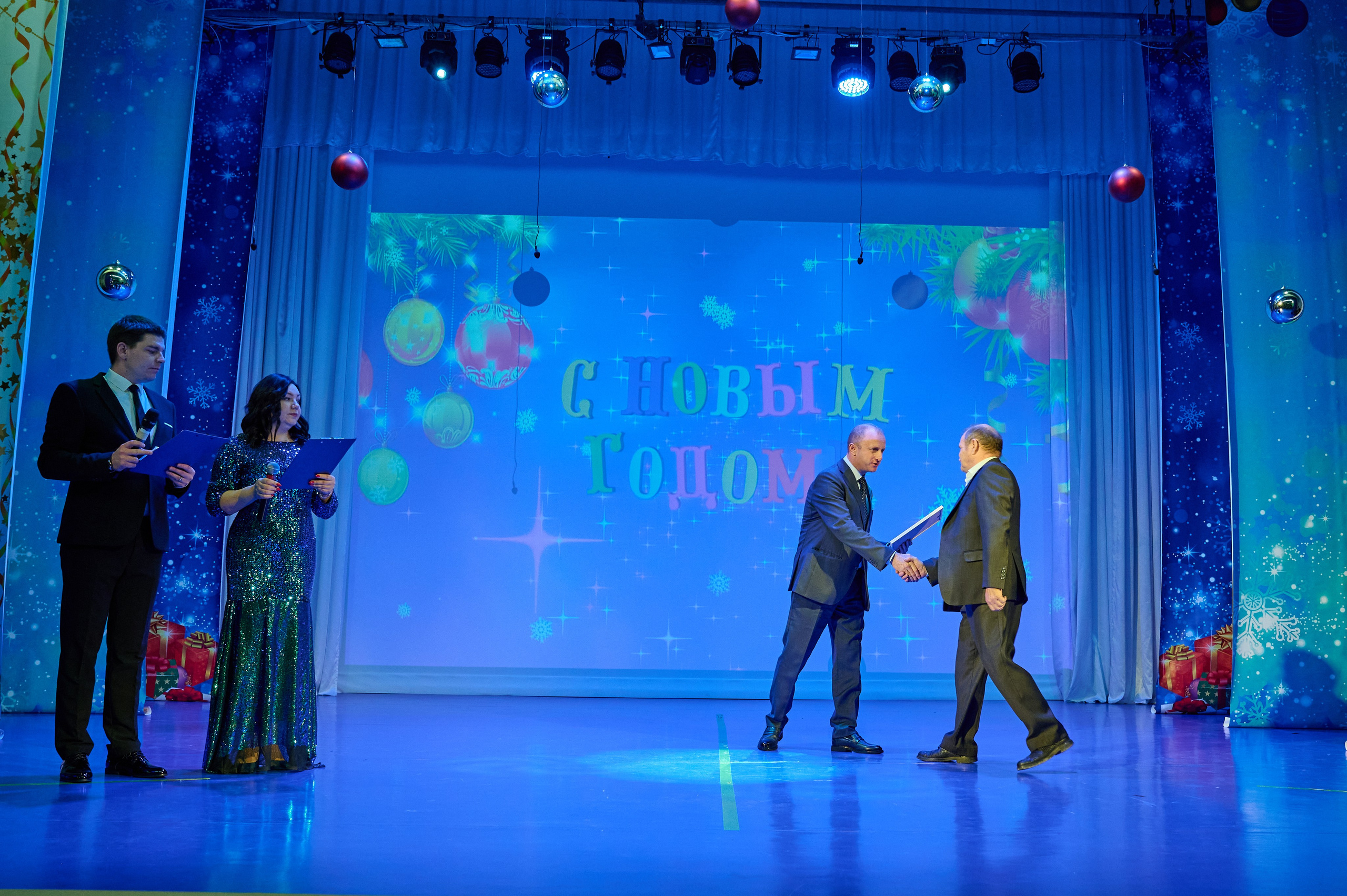 НГ концерт в Марьиной роще. Жизнь курорта Кабардинка в фотографиях