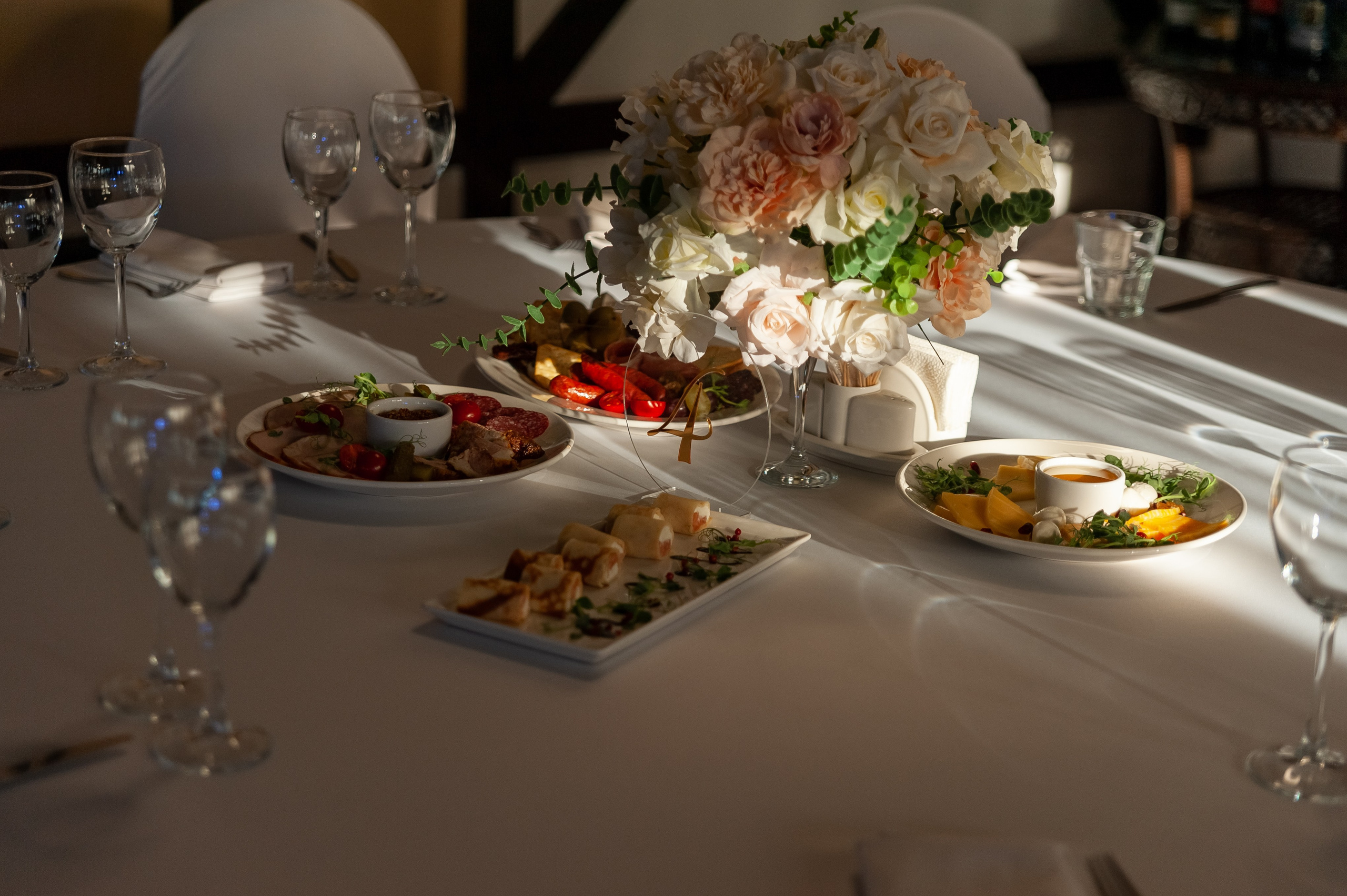 Александр и Ксения. Фотограф в Екатеринбурге Артём Зайнетдинов