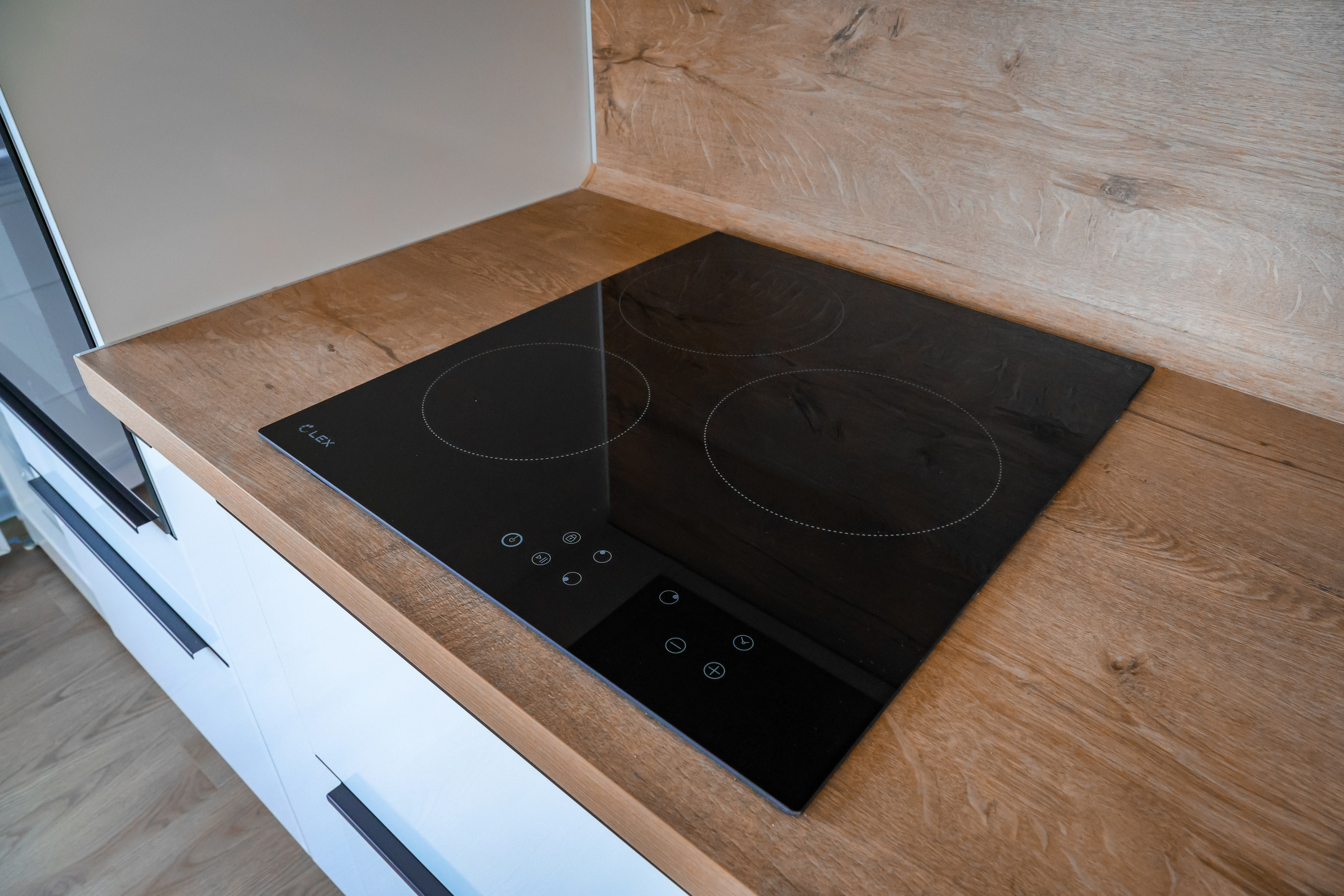 APARTMENT COMPLEX INTERIOR. Mixturecaptures